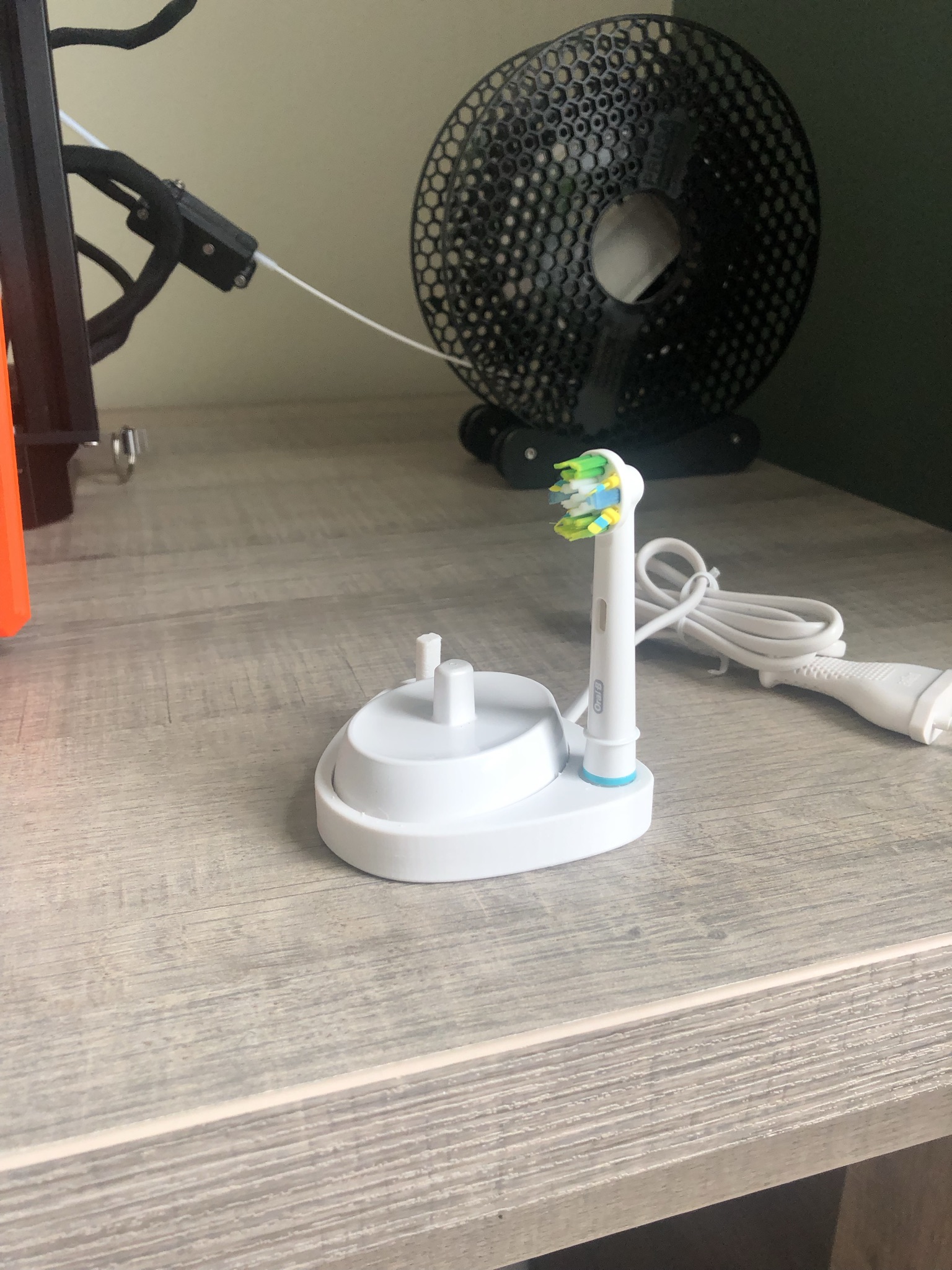 Toothbrush holder for Oral-B charger