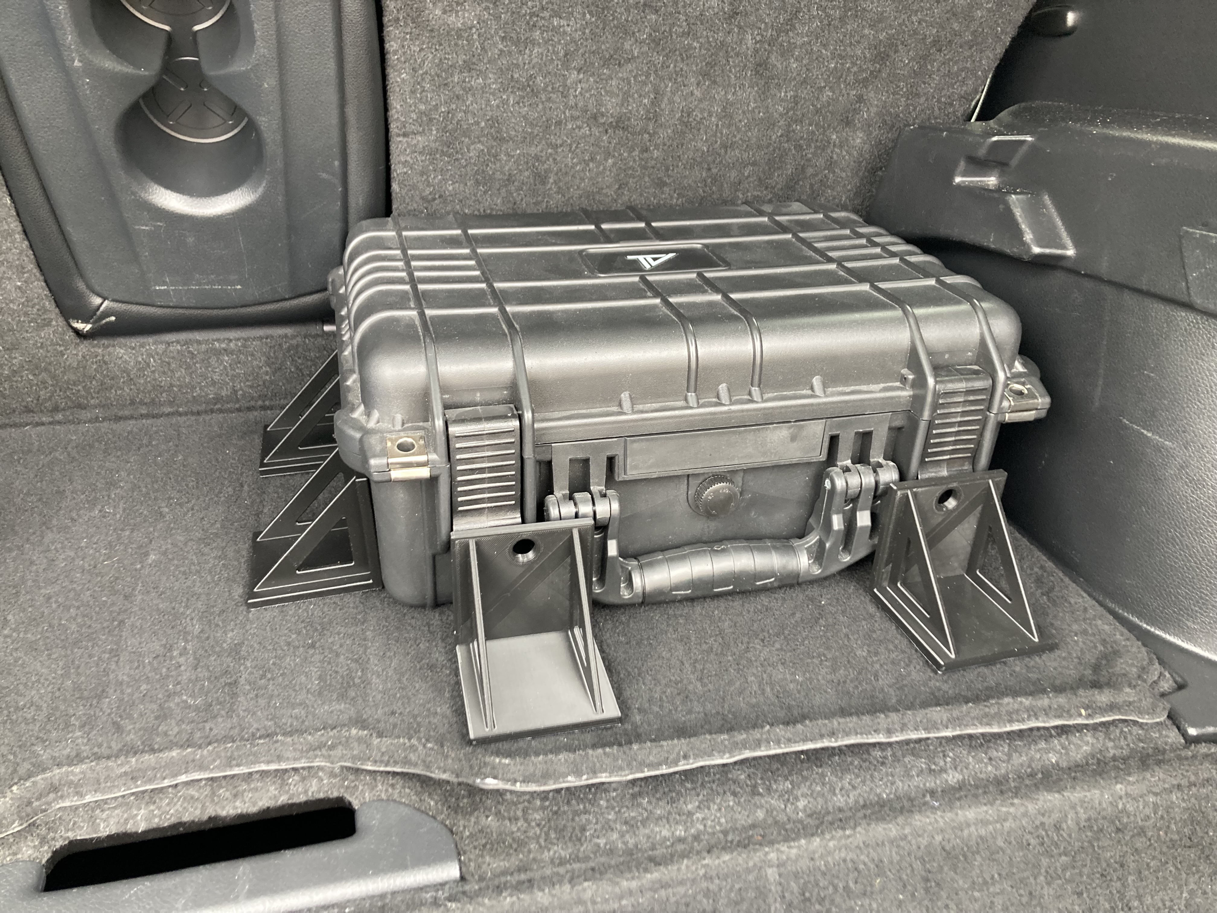 Car Trunk Organizer / Bracket
