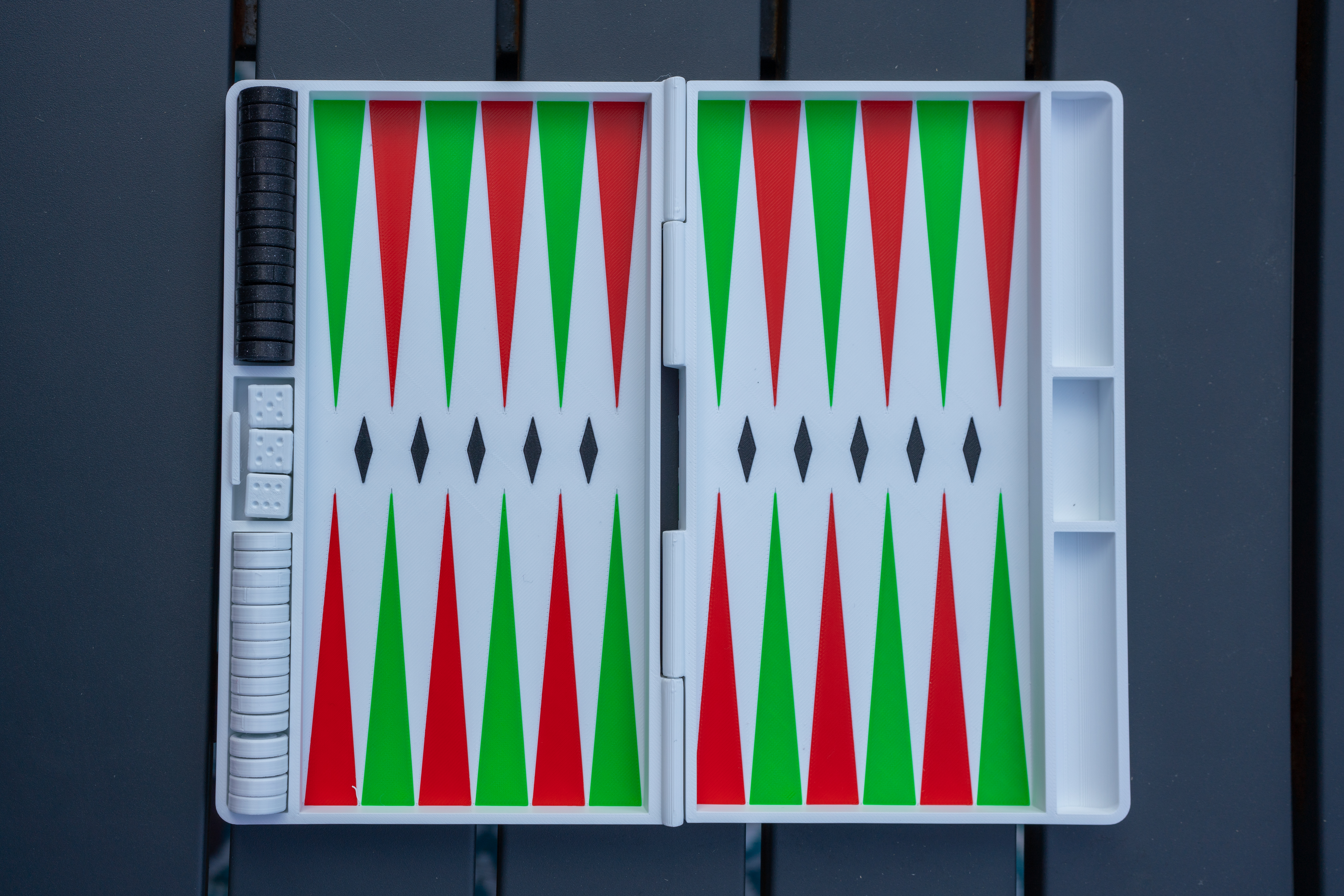 Miniatura 4 do modelo 3D Backgammon travel edition
