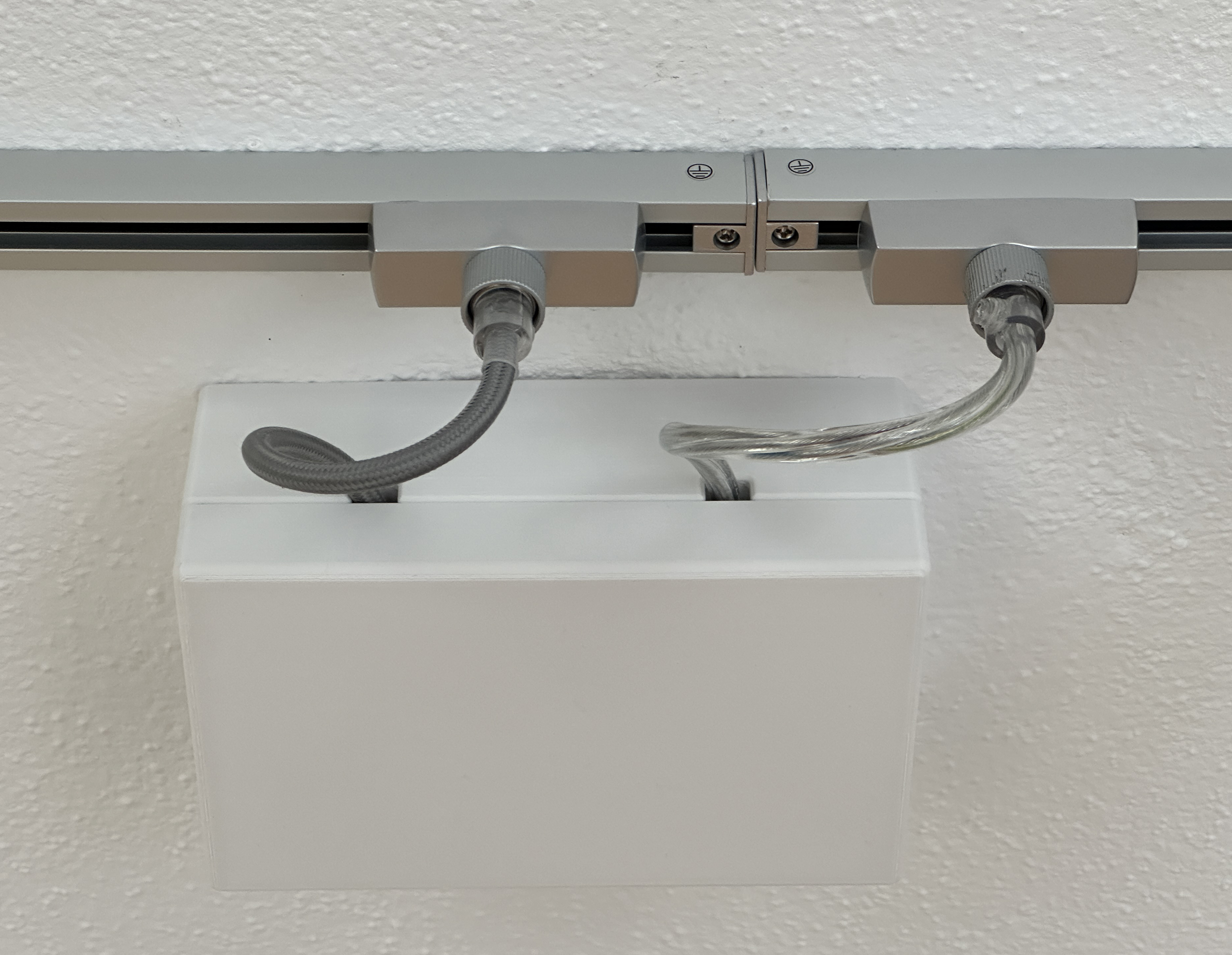 Double Power distribution ceiling / Stromverteiler Dose 2 Ausgänge