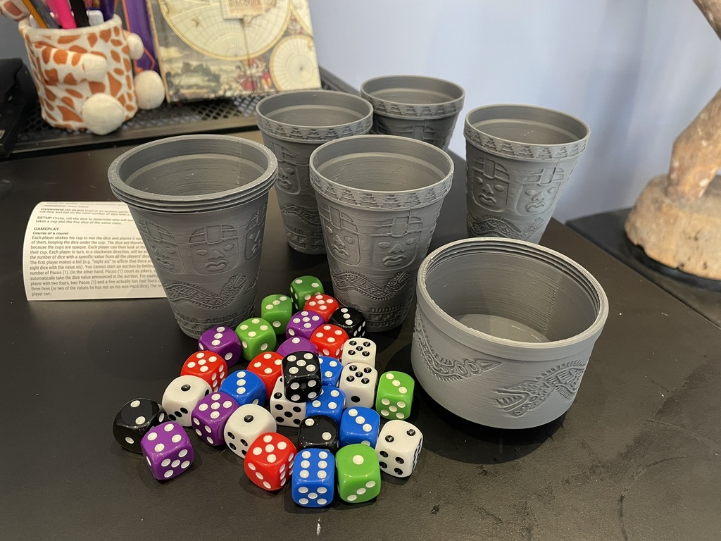 Dudo / Perudo / Liar's Dice 6 person "strategic" dice game compact