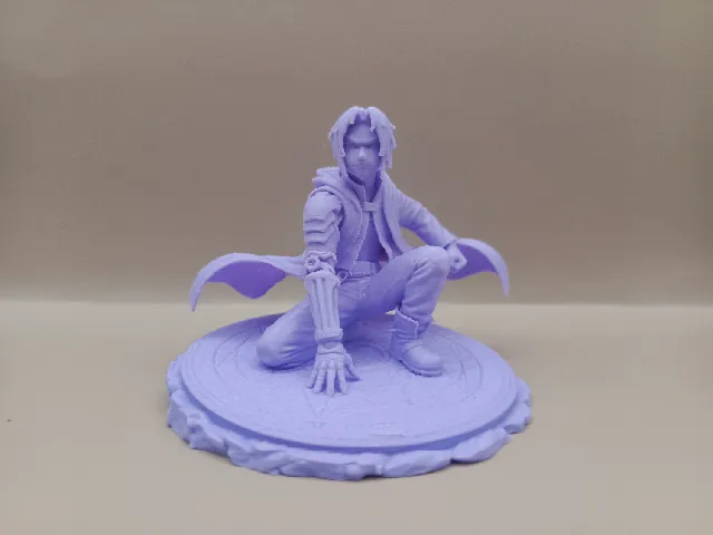 Edward Elric Figurine - Fullmetal Alchemist