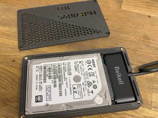 Hard drive enclosure