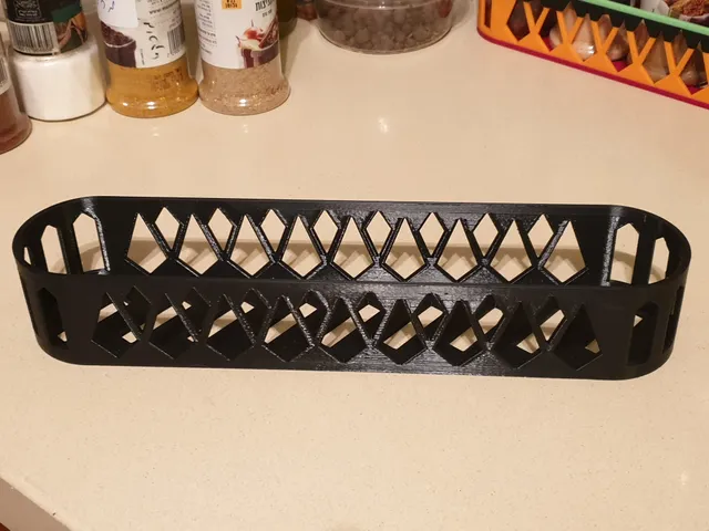 Spice basket