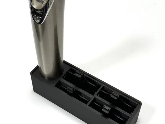 Wahl Trimmer and Guard Holder