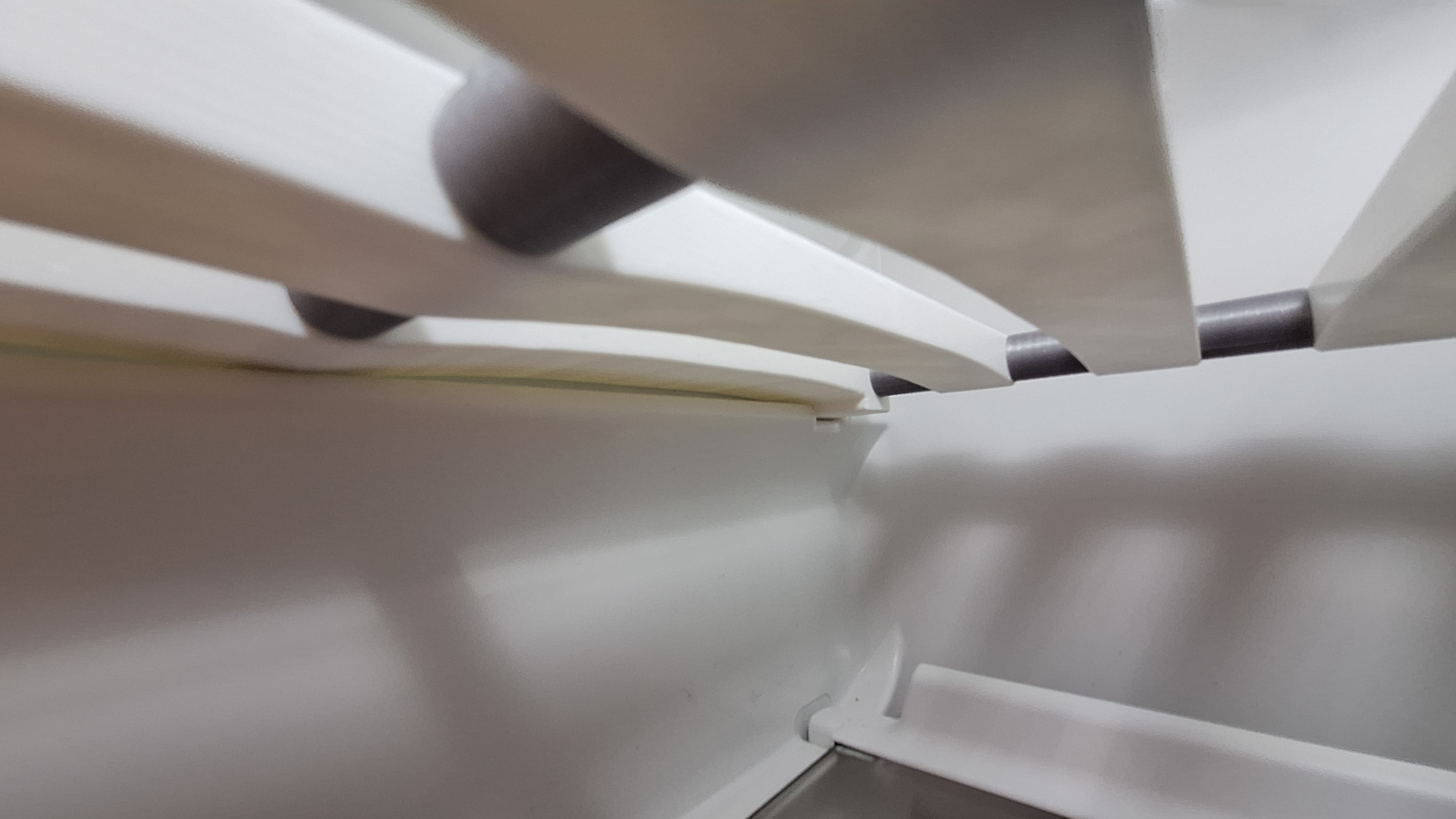 Miniatura 13 do modelo 3D Universal fridge shelf