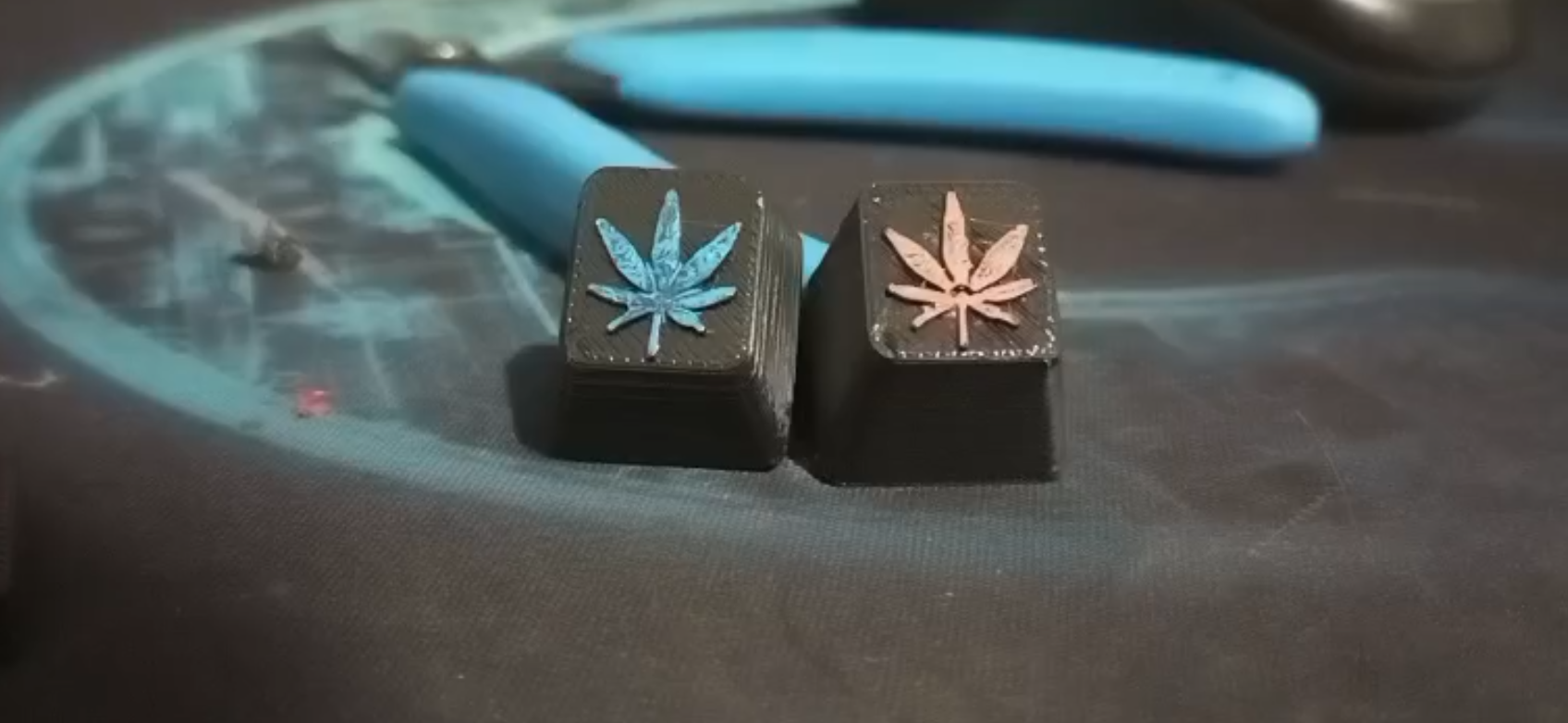 Membrane weed keycap — miniatura 3