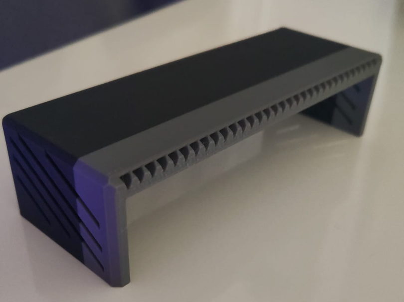 Low-Profile Chassis Fan Support Bridge