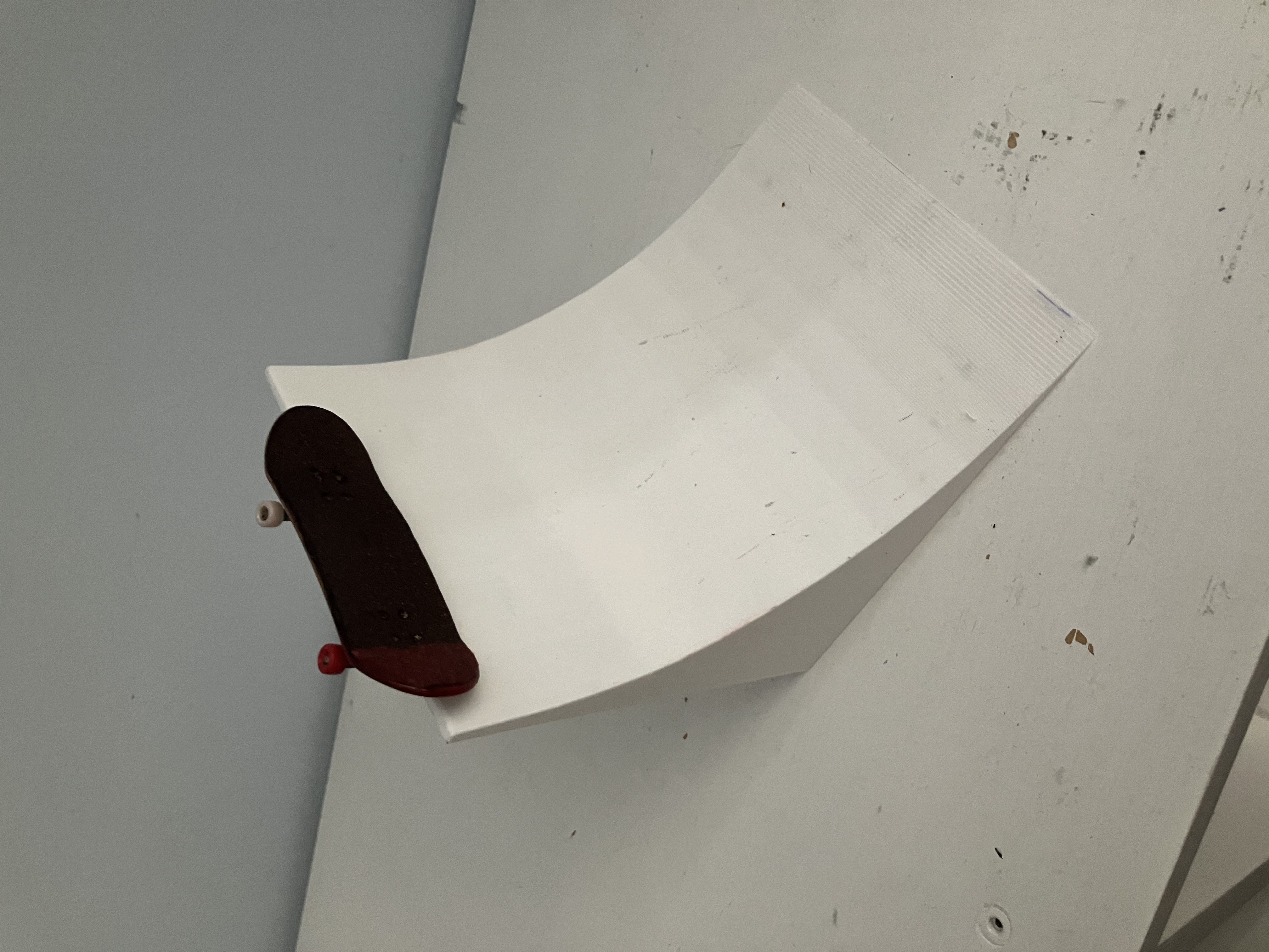 Tech Deck 2x2x2 ramp (radius)