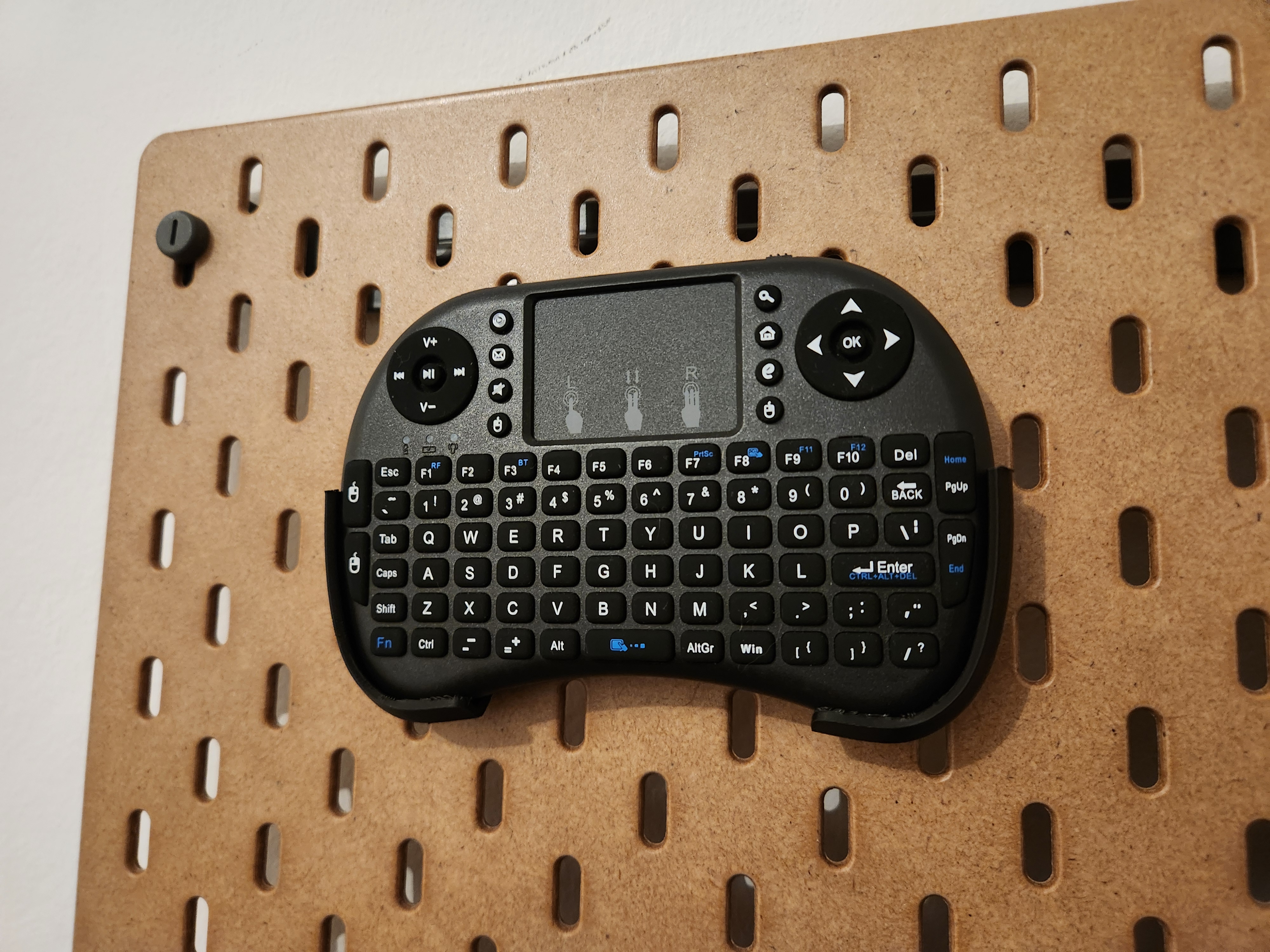 Mini Keyboard holder Ikea Skadis