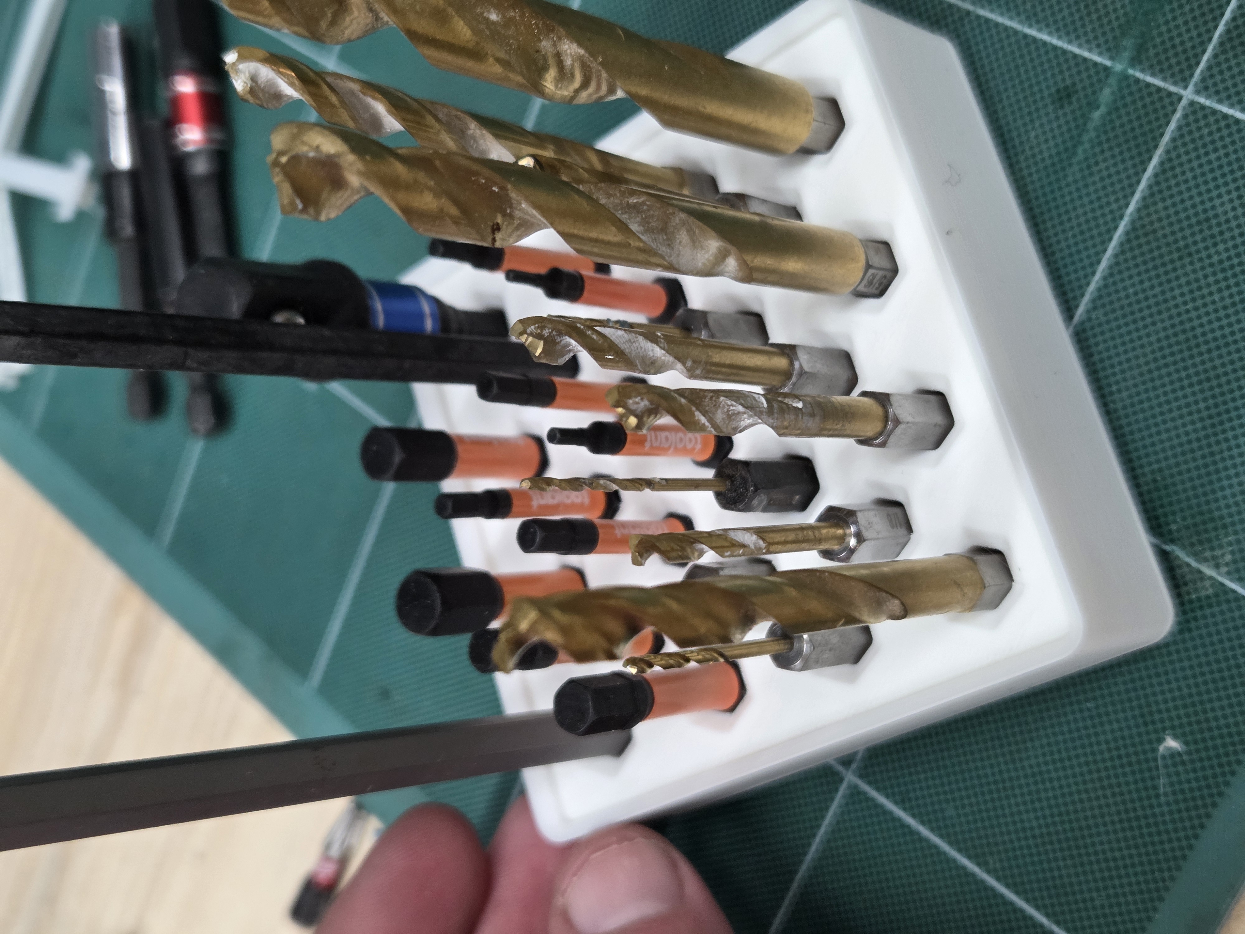 Miniatura 5 do modelo 3D Gridfinity Hex Bit Storage Deep for Long Bits