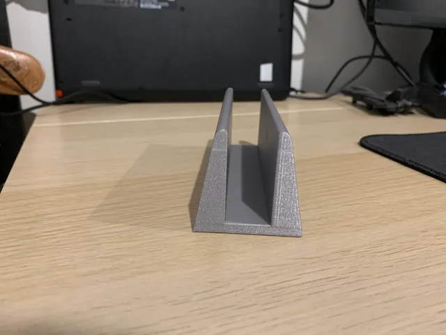 Vertical laptop stand