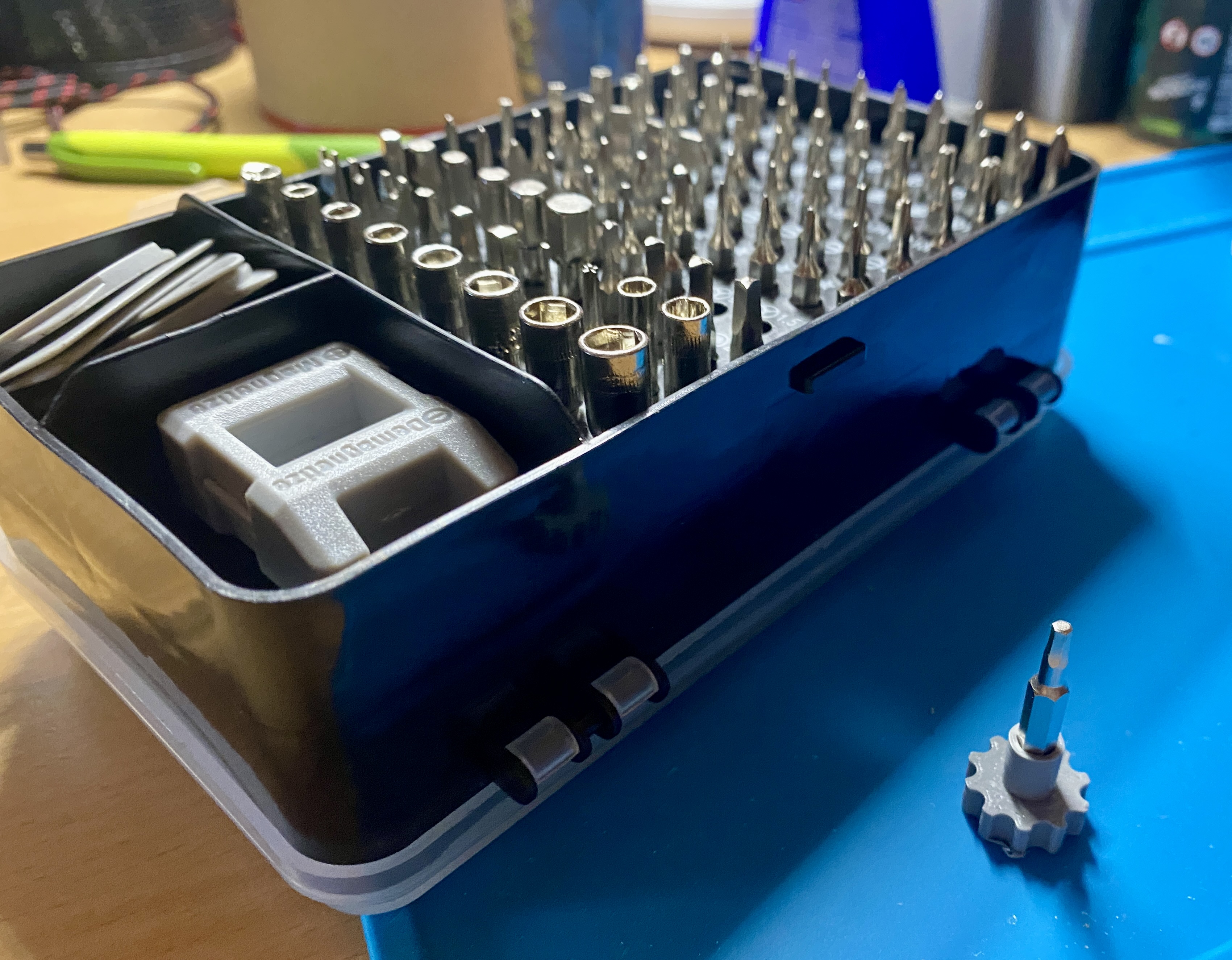mini Bit driver adapter by ksindl | Download free STL model ...