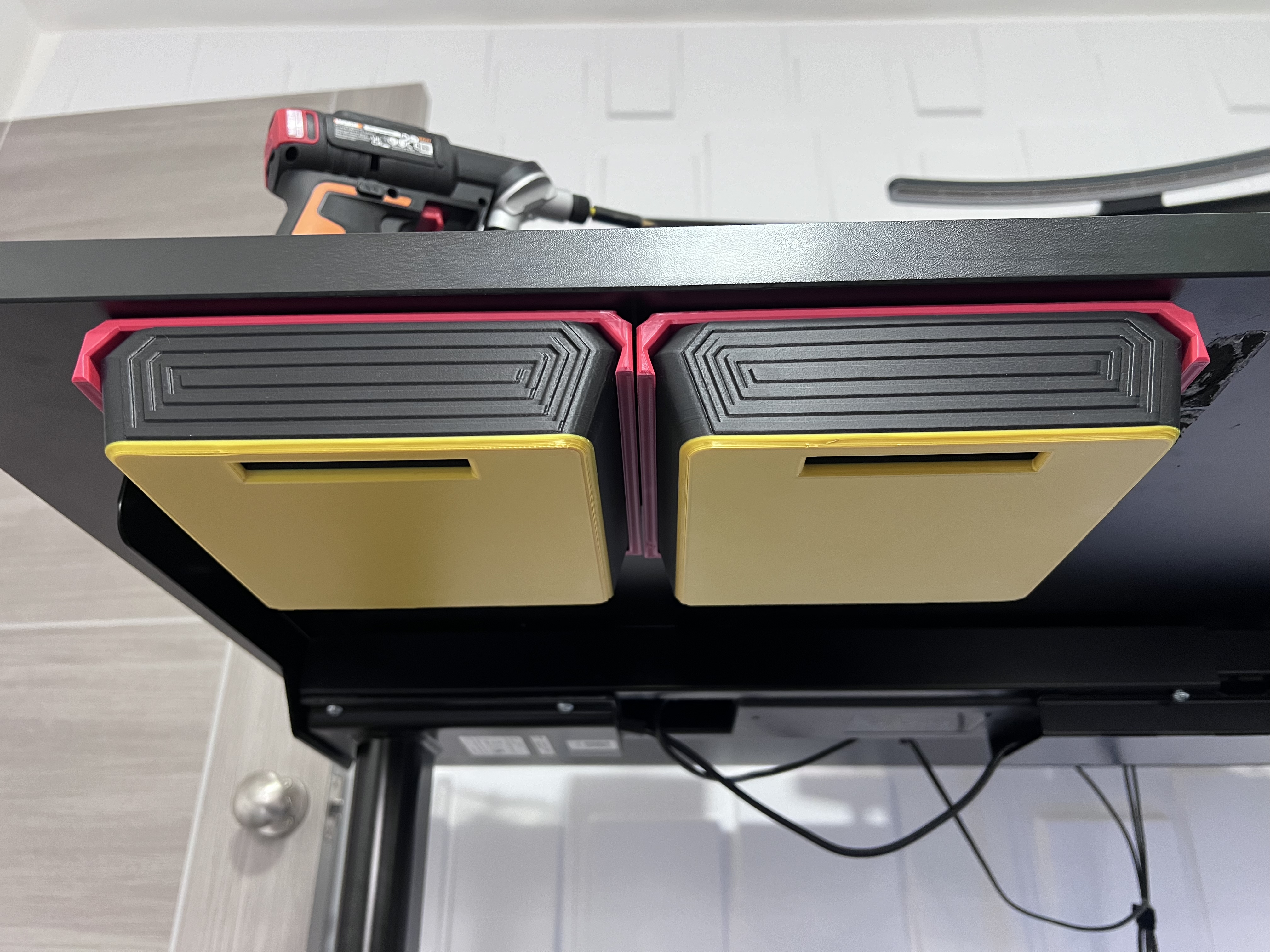 Miniatura 2 do modelo 3D Under Desk Drawer