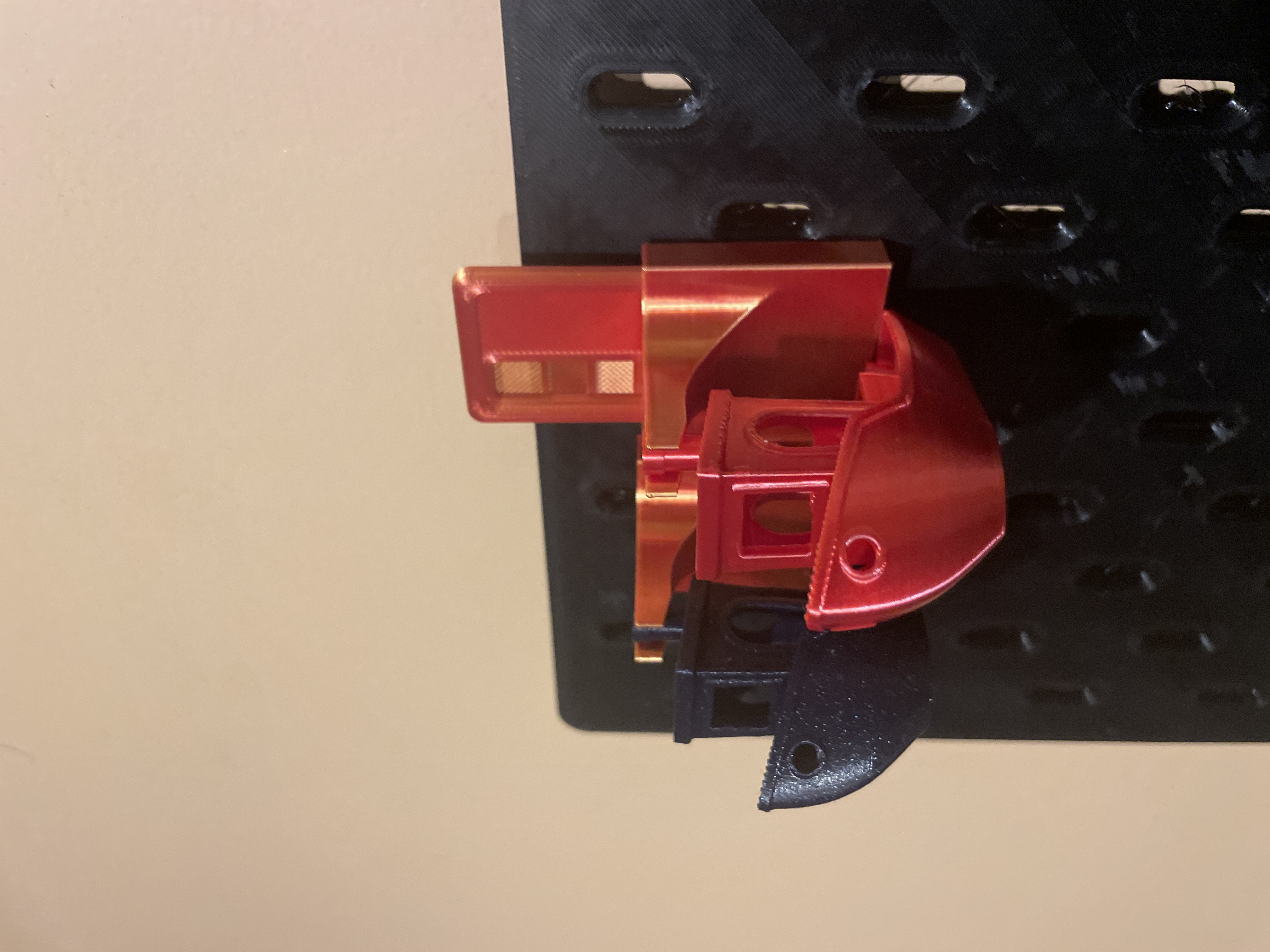 Compact Swatch Benchy mount for Skadis