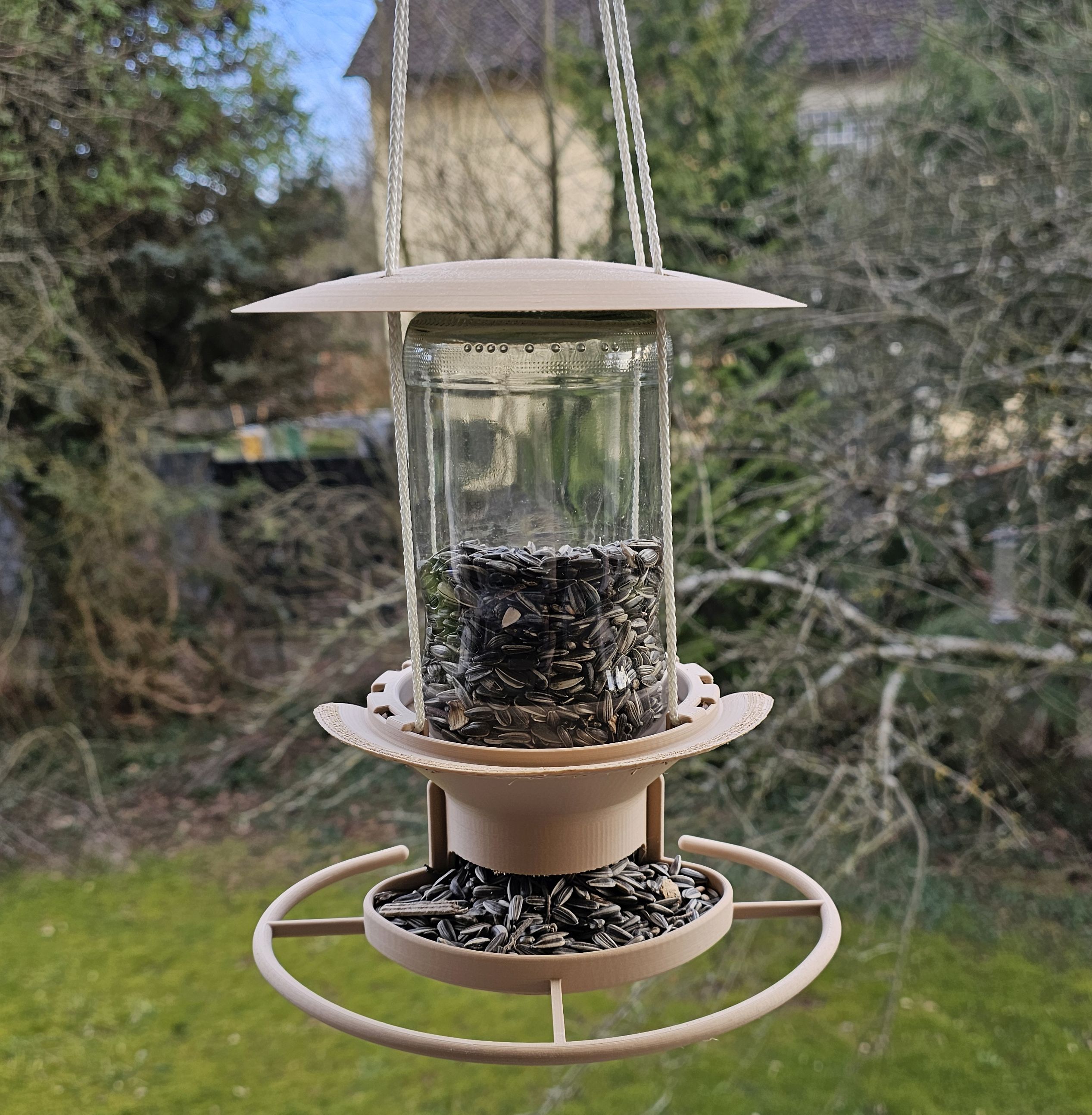Bird Feeder using Glass Jar