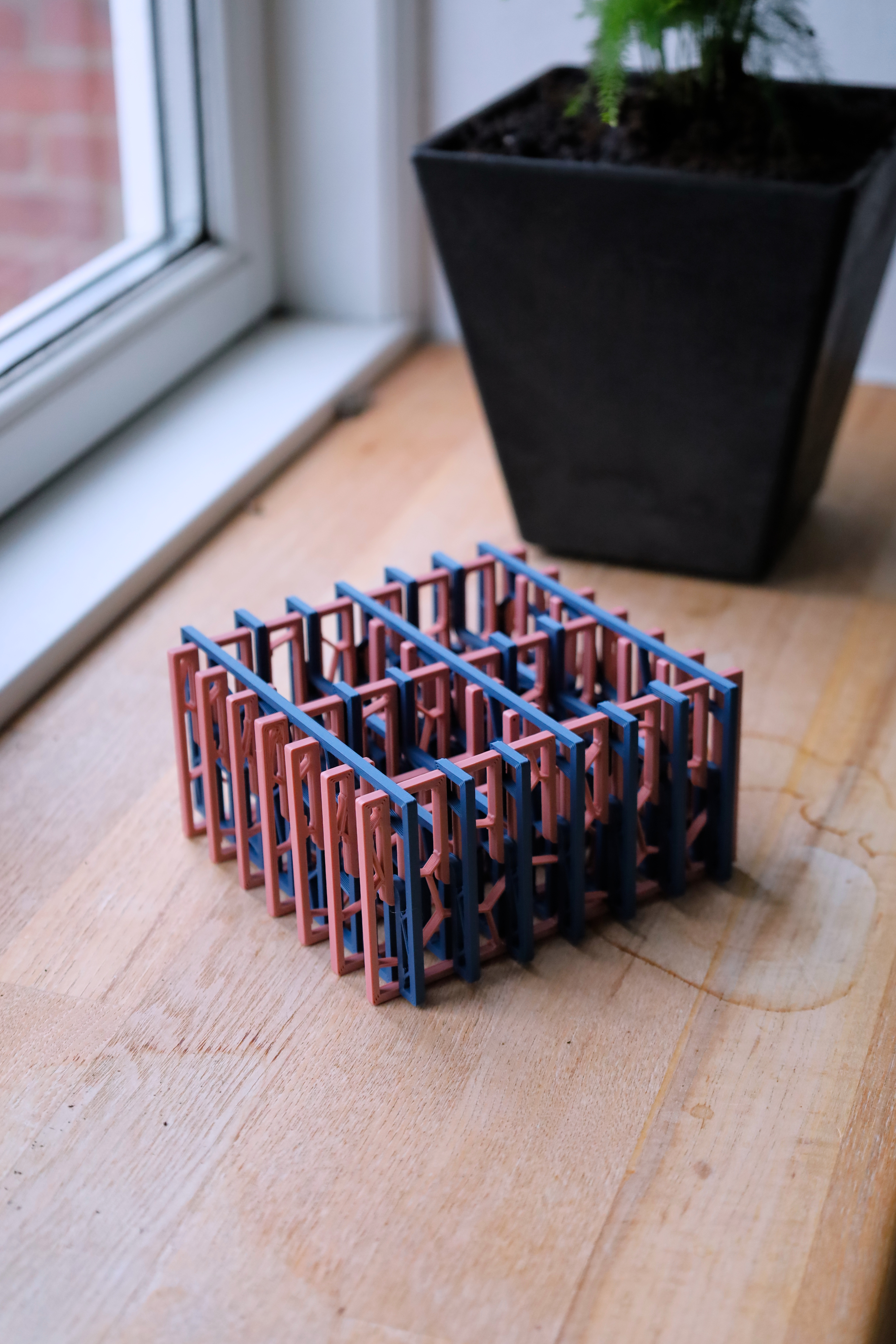 Customizable infill pattern tealight candleholder