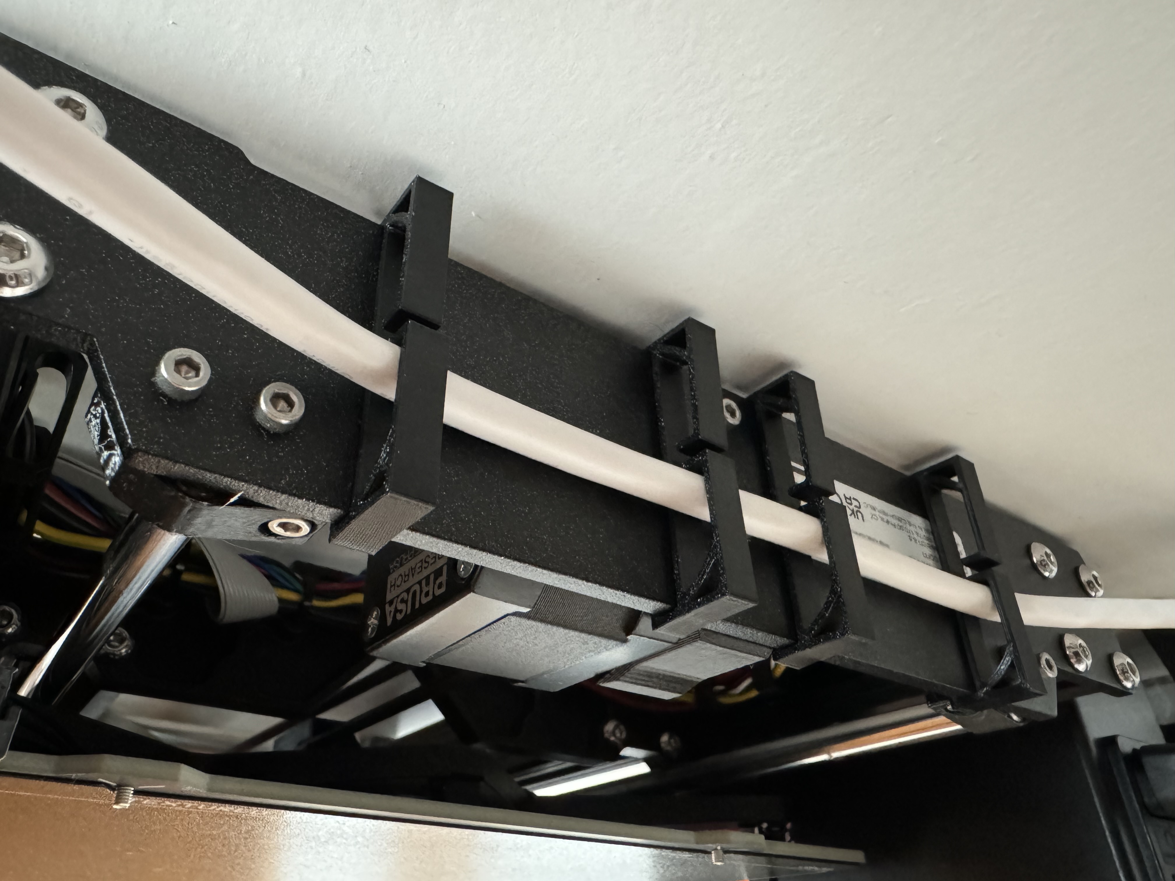 MK4/MK4S backside cable clip