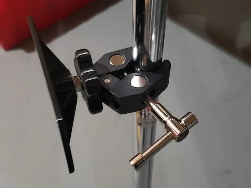 Behringer MA400 Mount