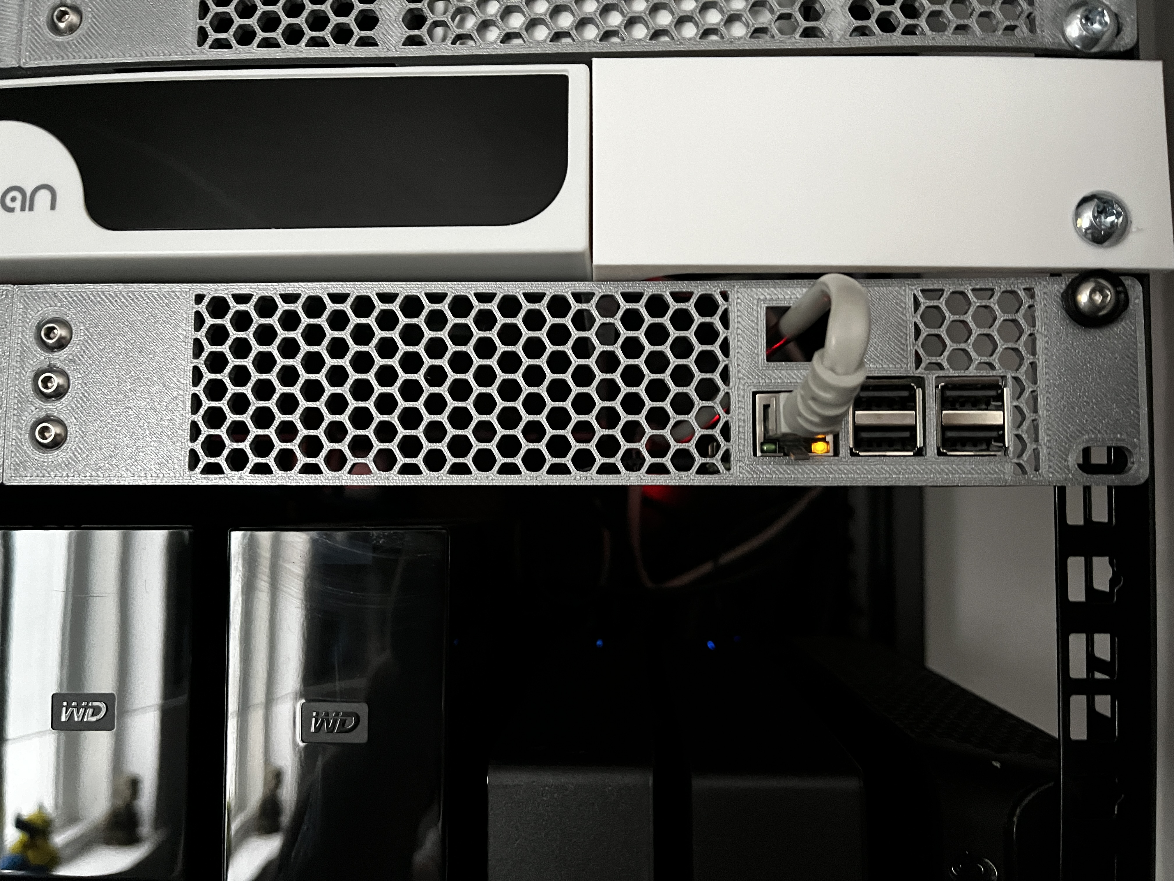 RaspberryPi 3 Rack Mount With USB Passthrough Right Side