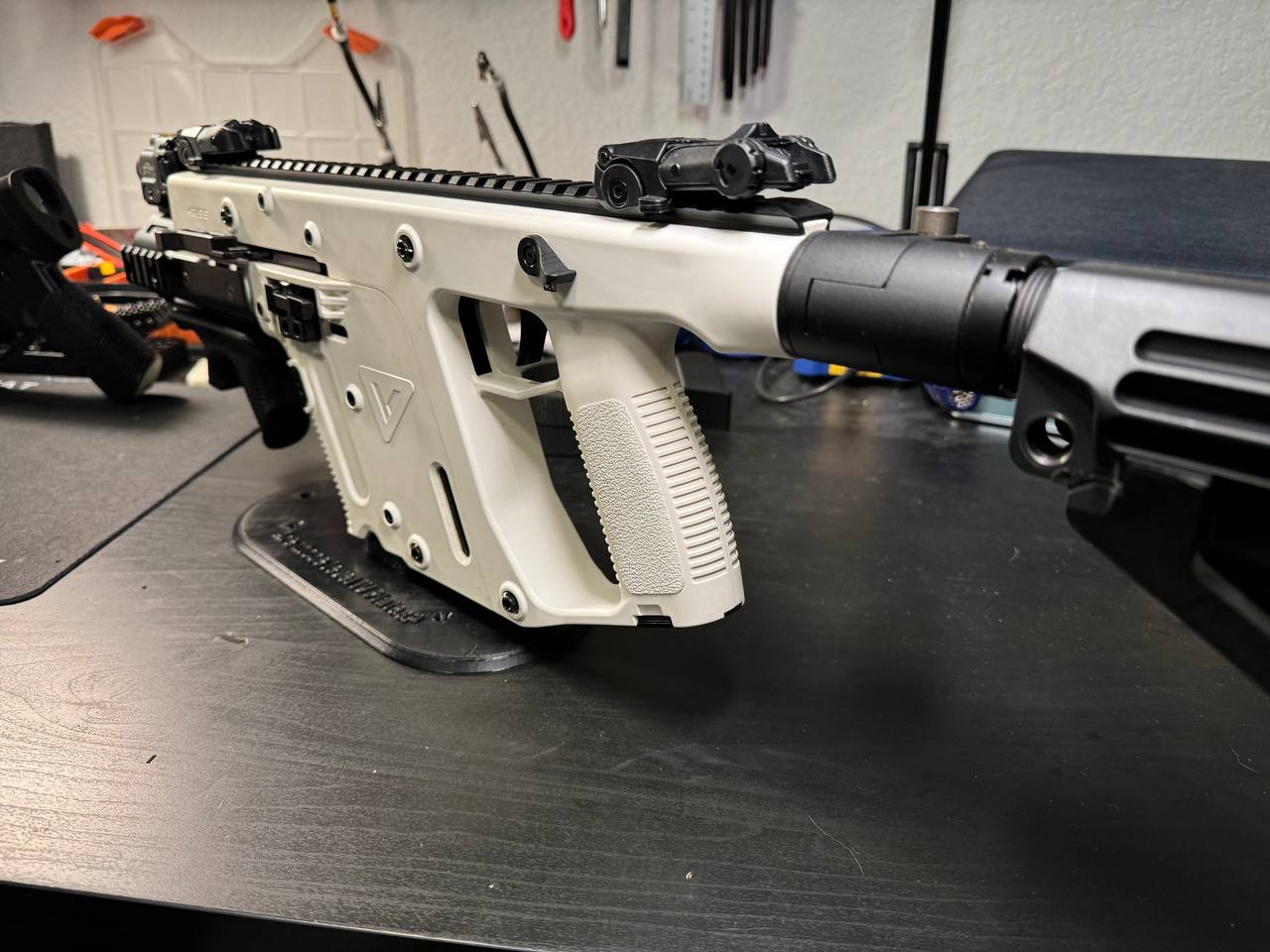 Kriss Vector Glock Magazine Display Stand (9mm) by 32bitsofGil