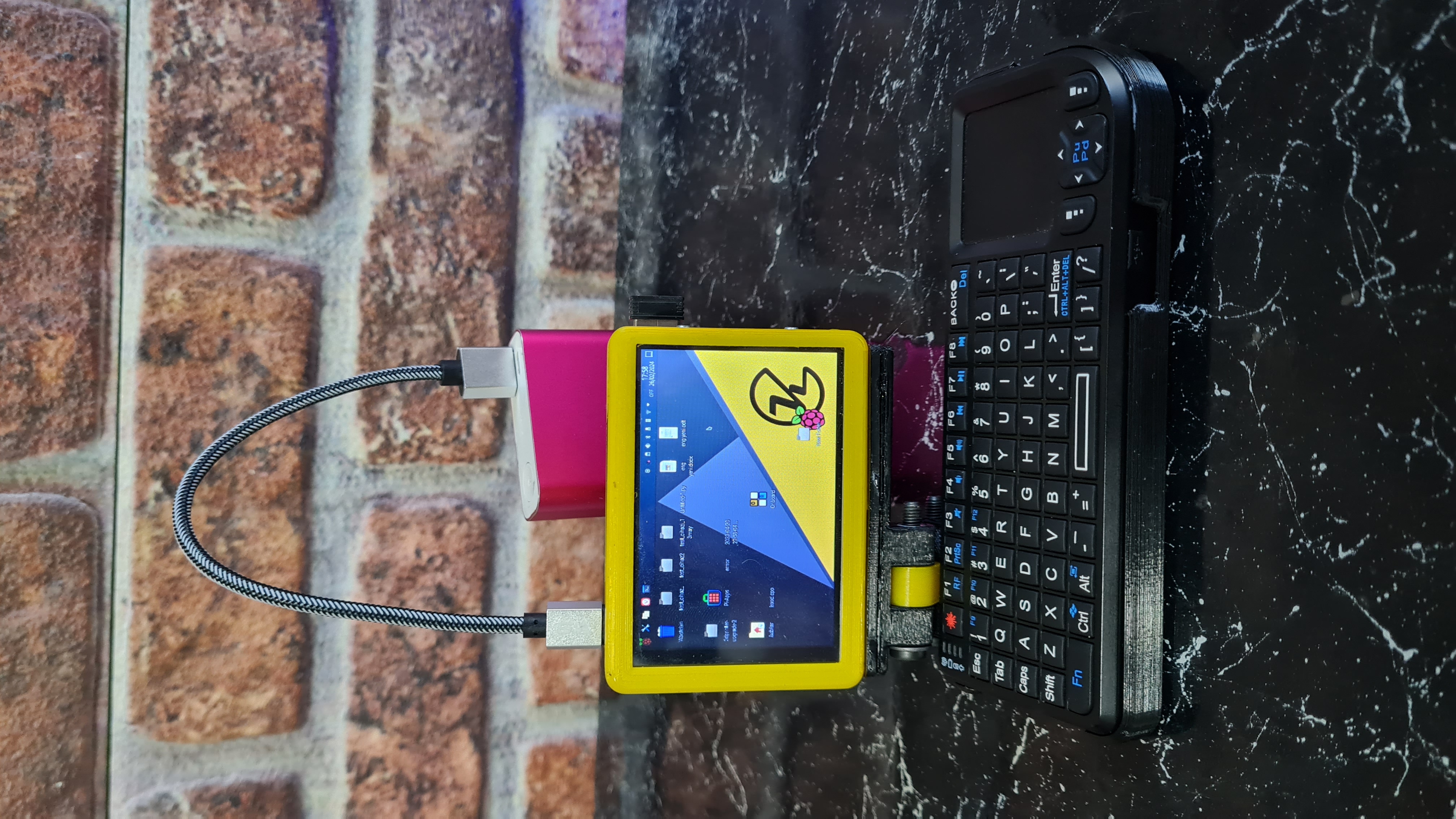 Rasp Case Cyberdeck V1.1 (RCC V1.1)