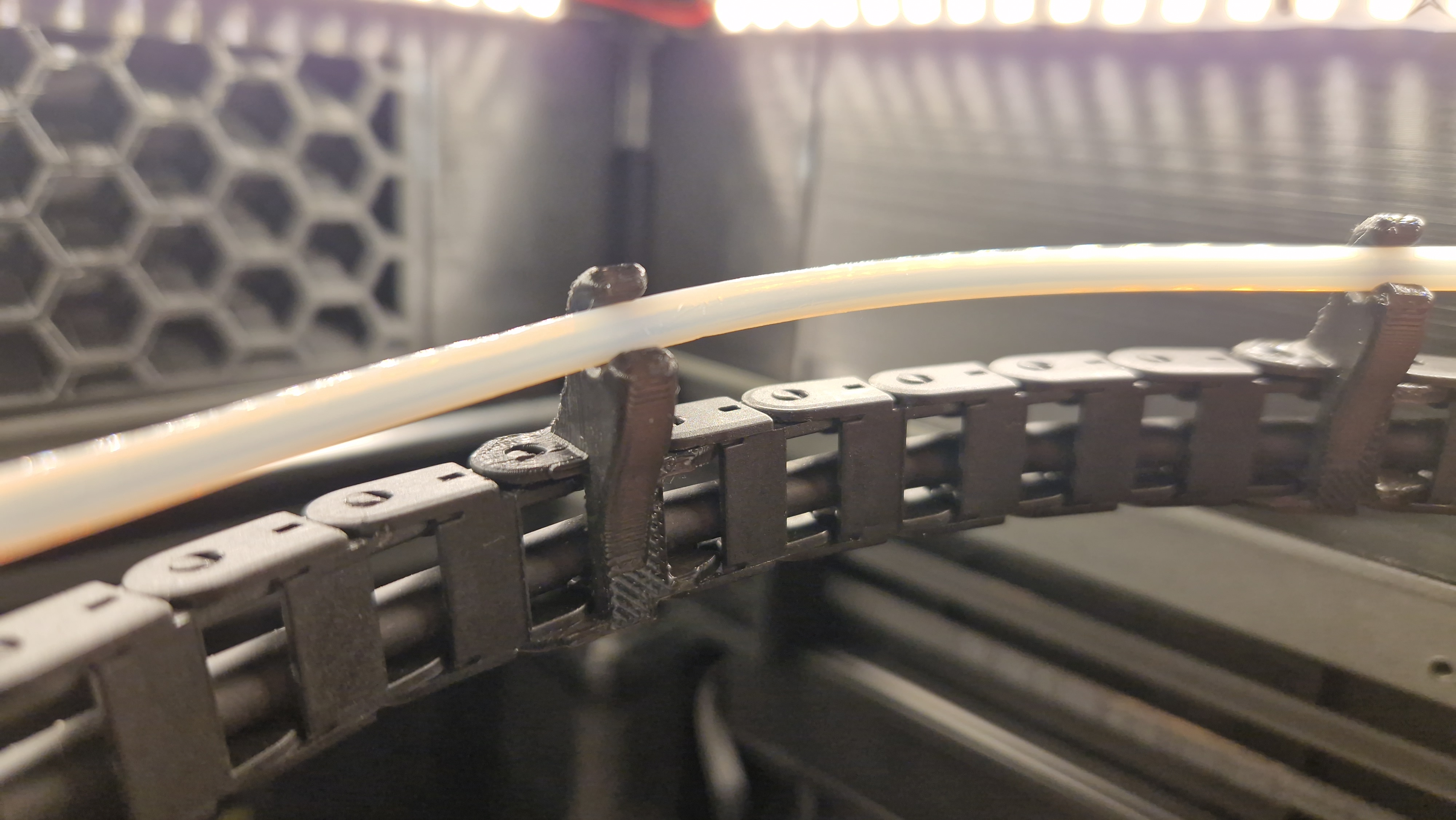 Creality K1 Chain Link With PTFE Tube Support Od Autora Florin Balazs creality-k1-chain-link-with-ptfe-tube-support-od-autora-florin-balazs