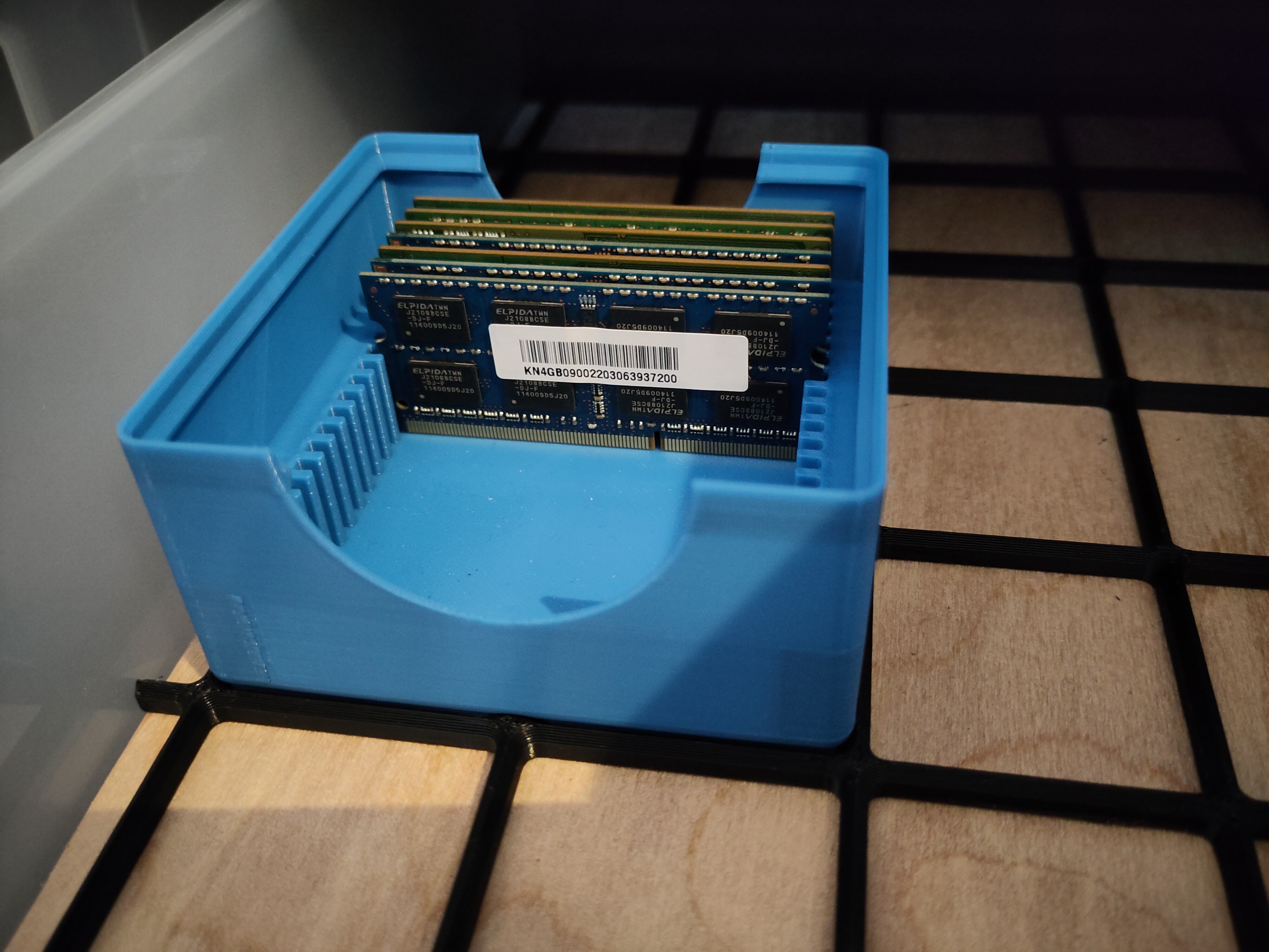 Gridfinity Ram Storage (Laptop - 1x2, 2x2) 3D model thumbnail