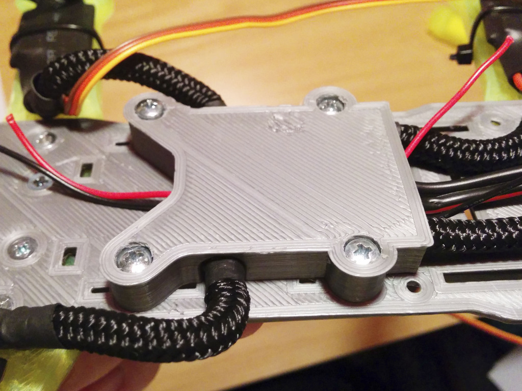 Quadcopter powerboard case (for Peon230)