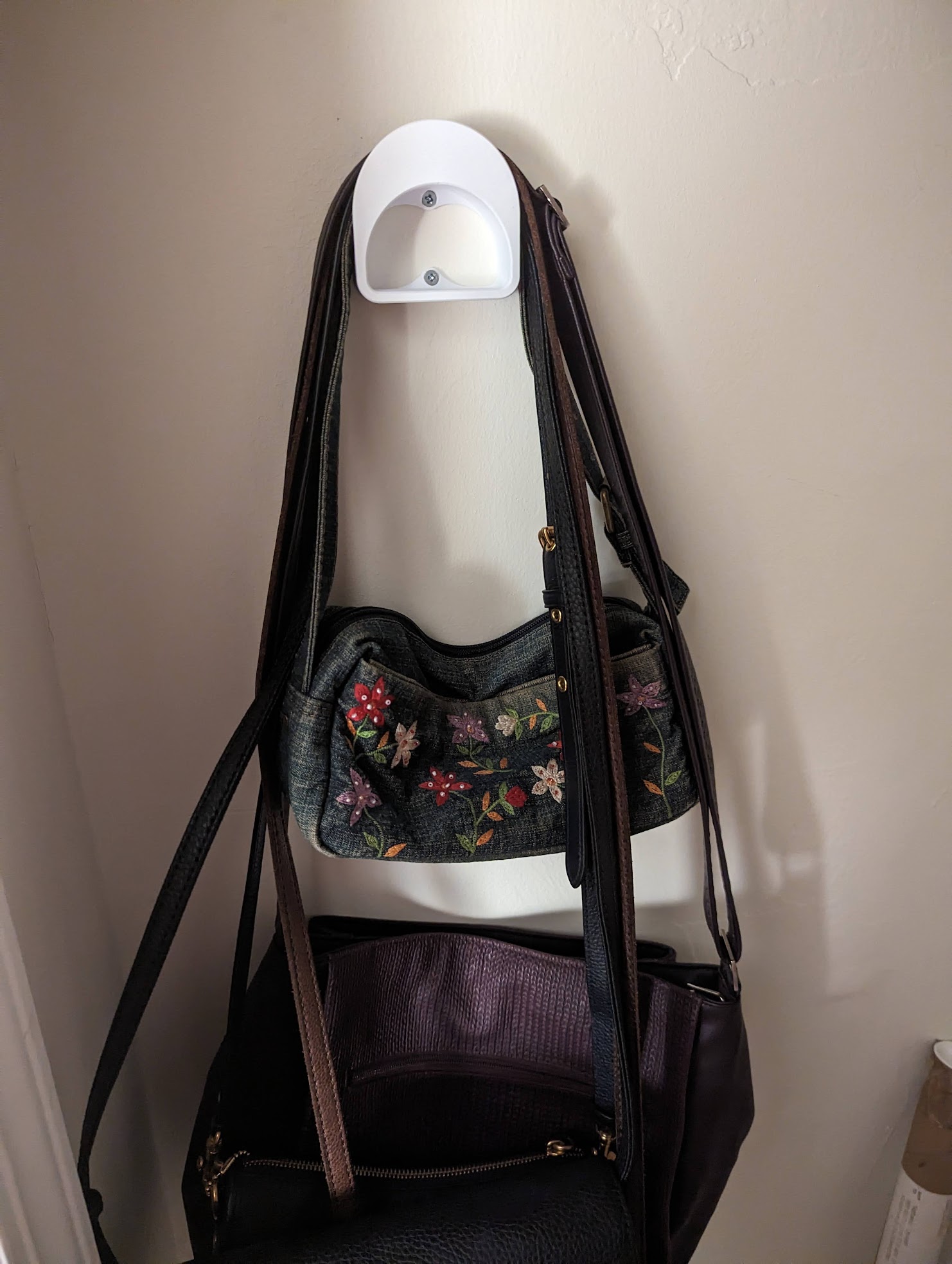 Sturdy Purse Wall Hanger
