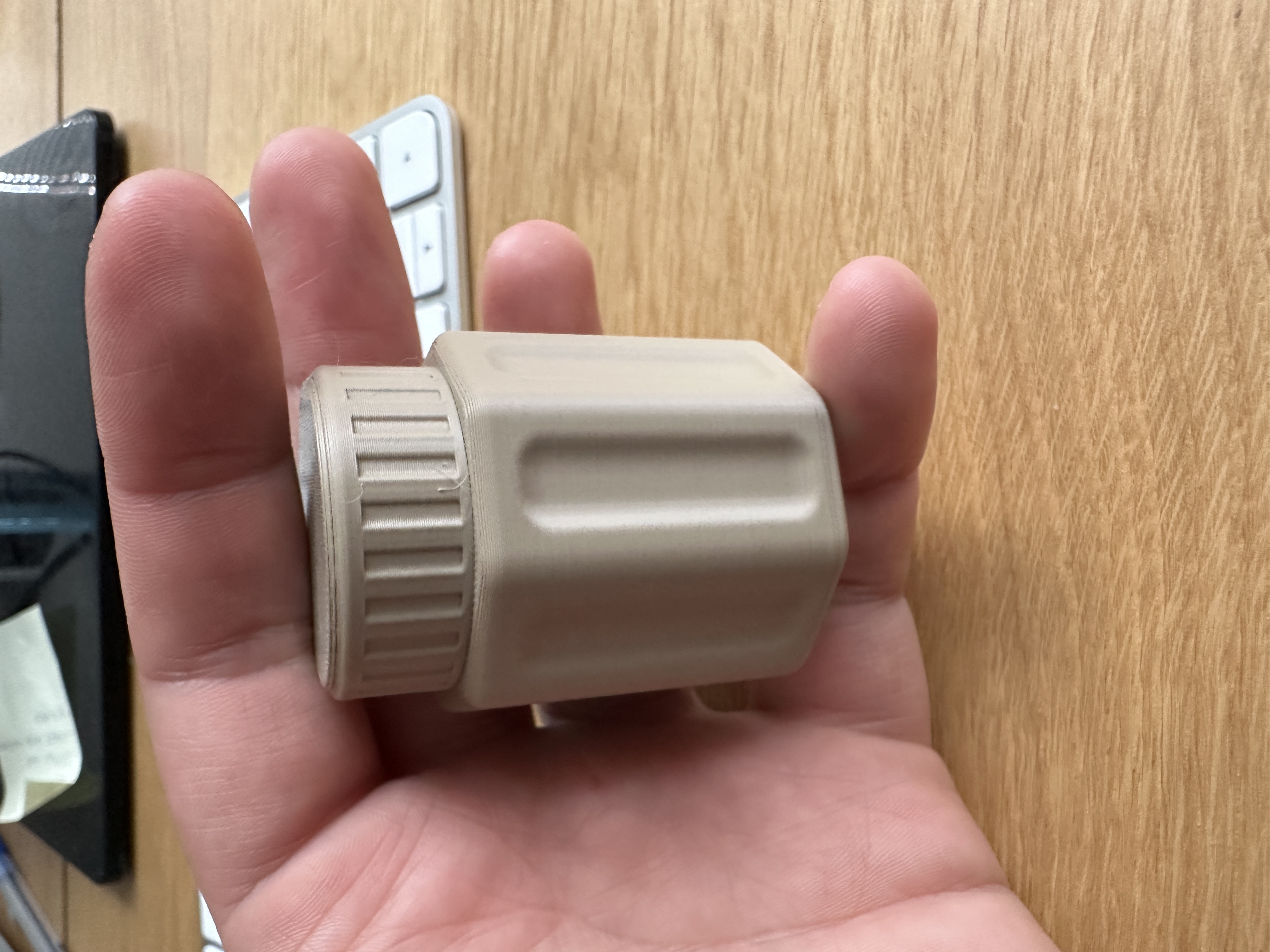 Miniatura 2 do modelo 3D Mini container - pills