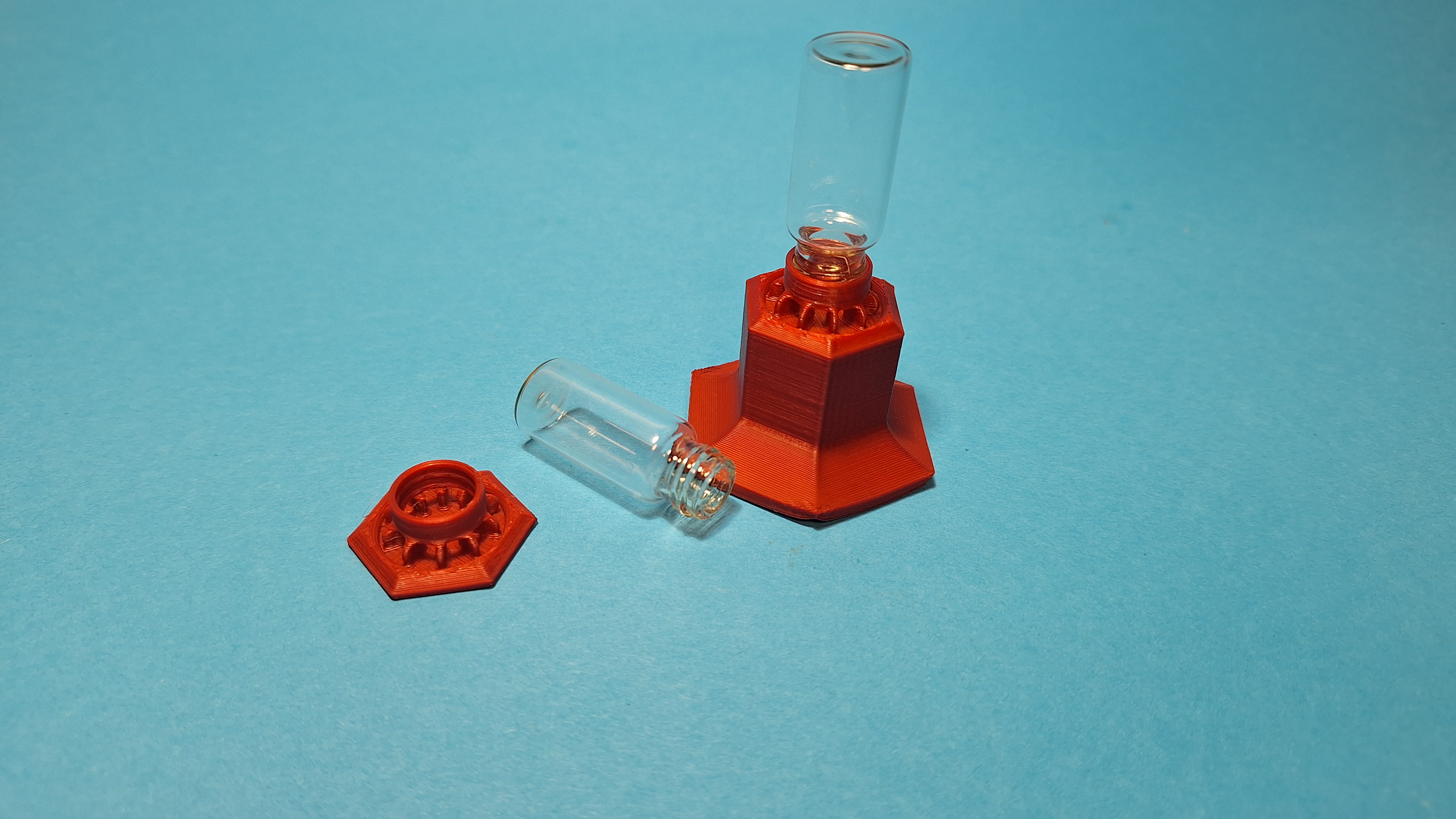 Ant feeder