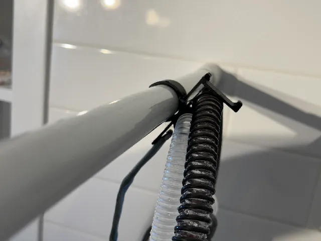 AirSense11 and AirFit10 drying rack for shower rod