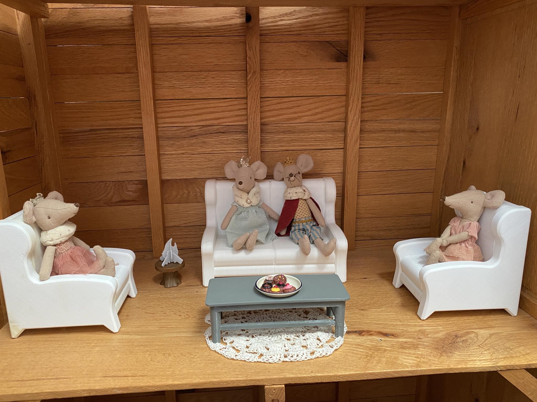 Doll House Couch/Chair by Jonathan Beaudoin Download free STL model