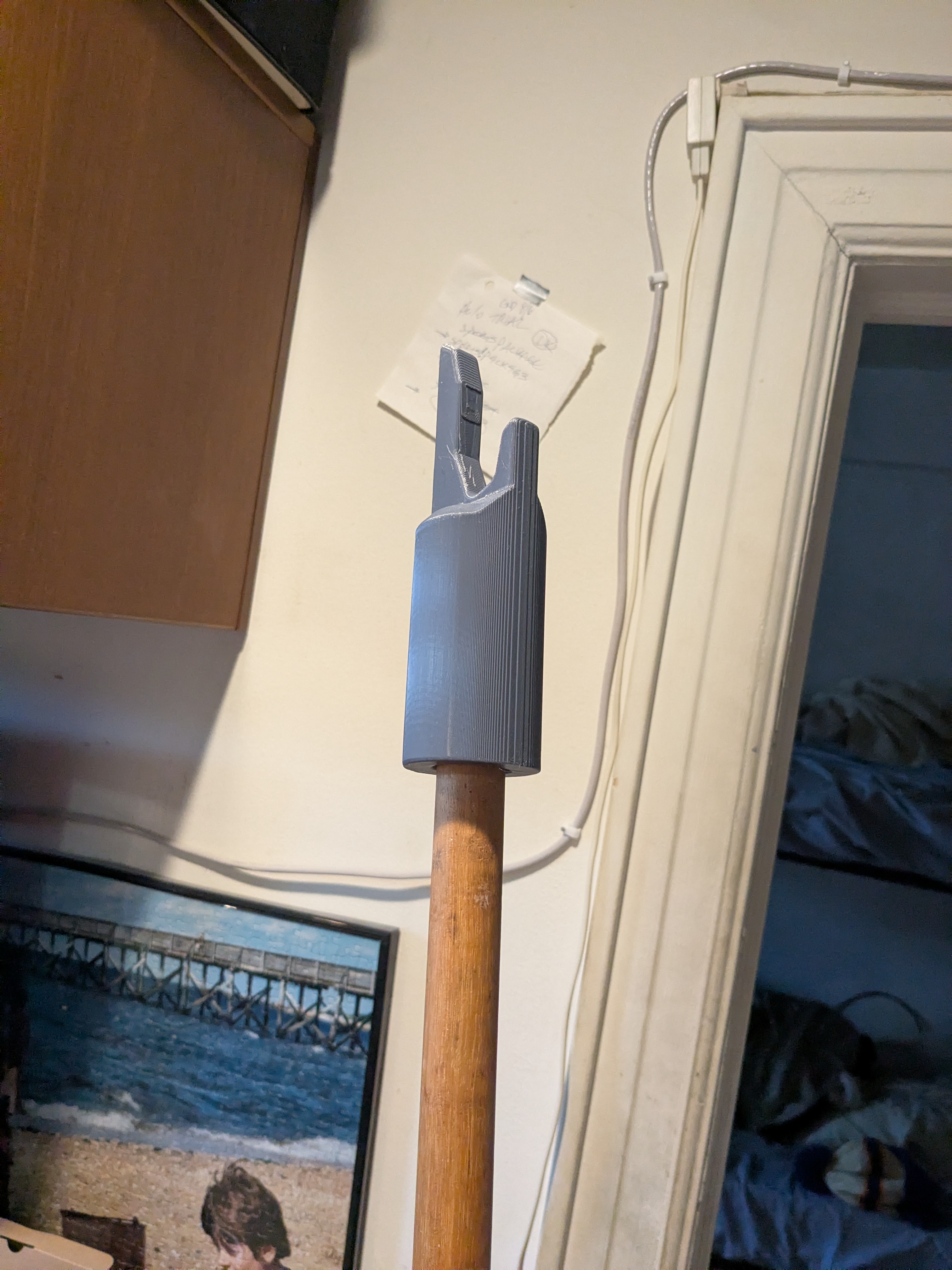 Broom Handle hook attatchment, Heavy Duty