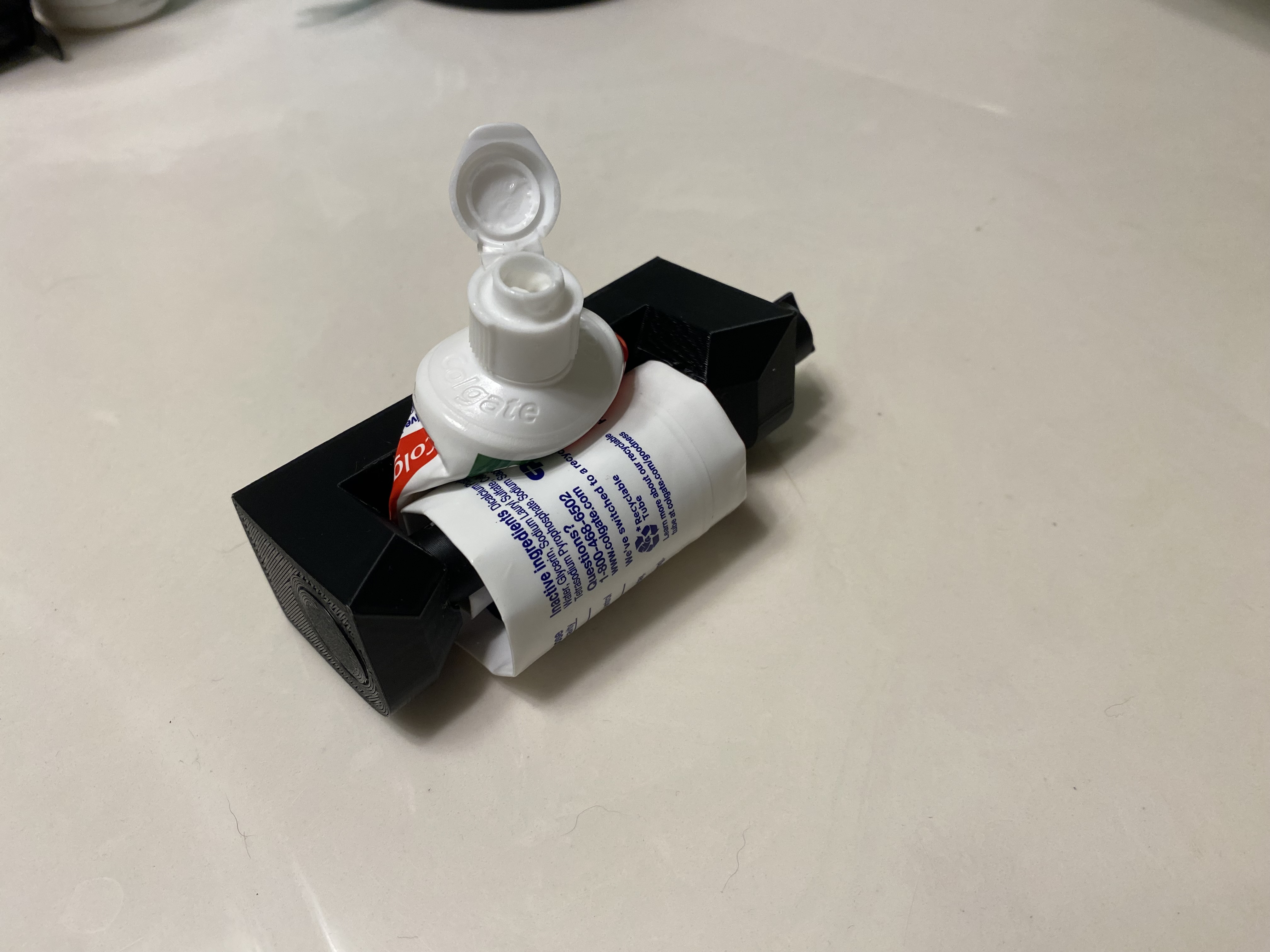 Toothpaste Roller