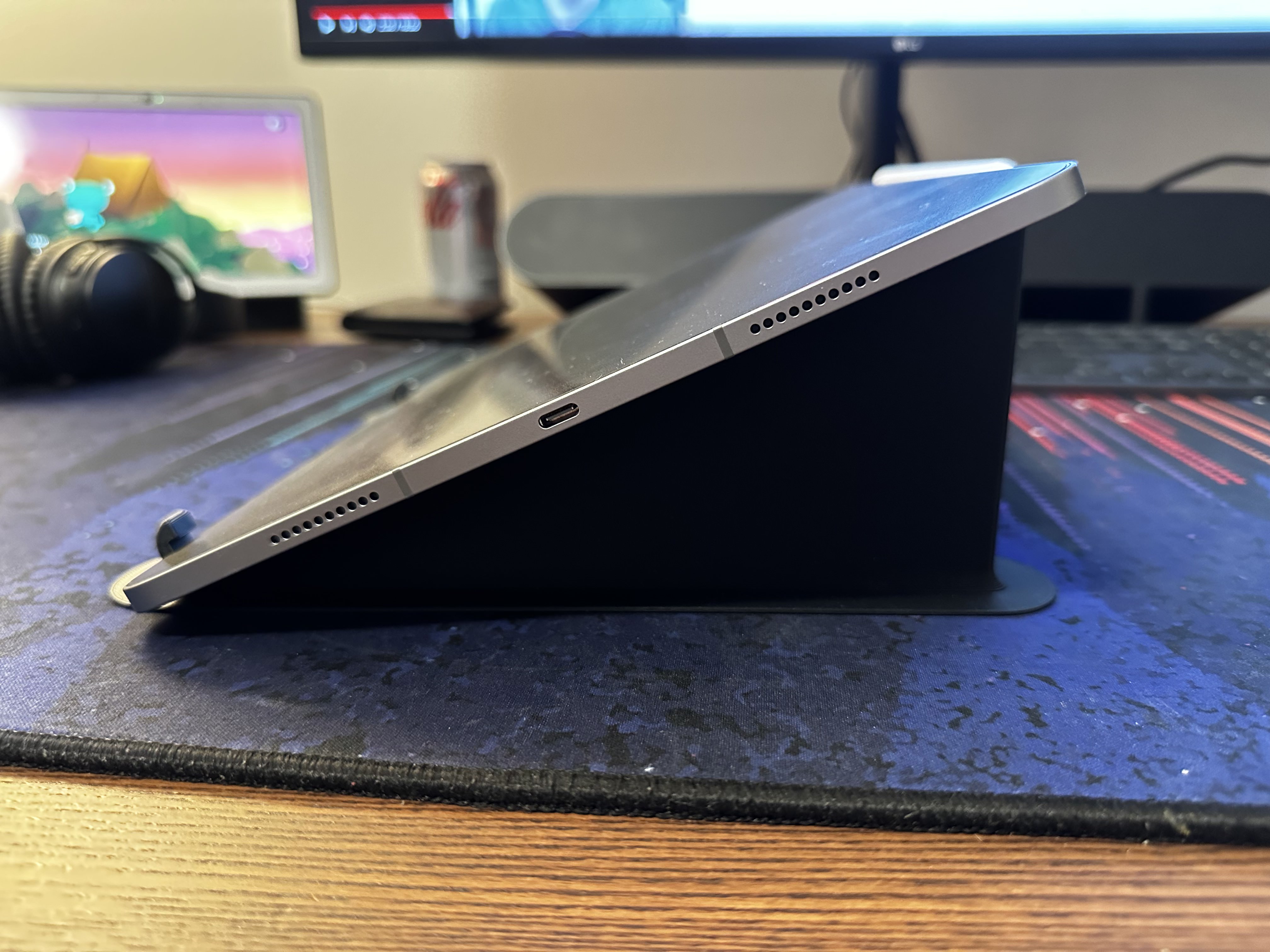 iPad Pro Drawing Stand by Matthew Rajchert Download free STL model