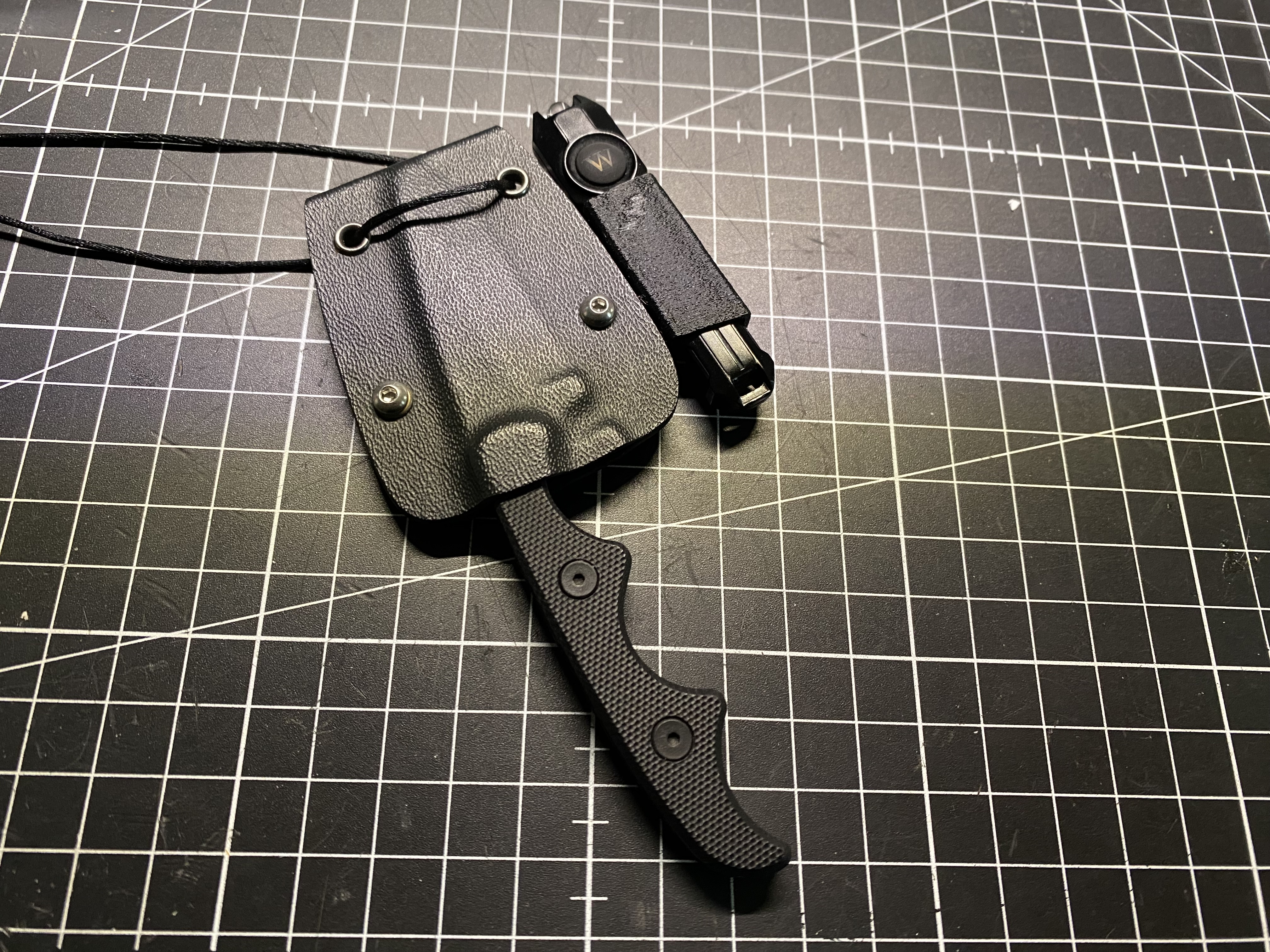 EDC Taschenlampen Halterung für FOX NECK II Neckknife mit WUBEN G1 LED Torch
