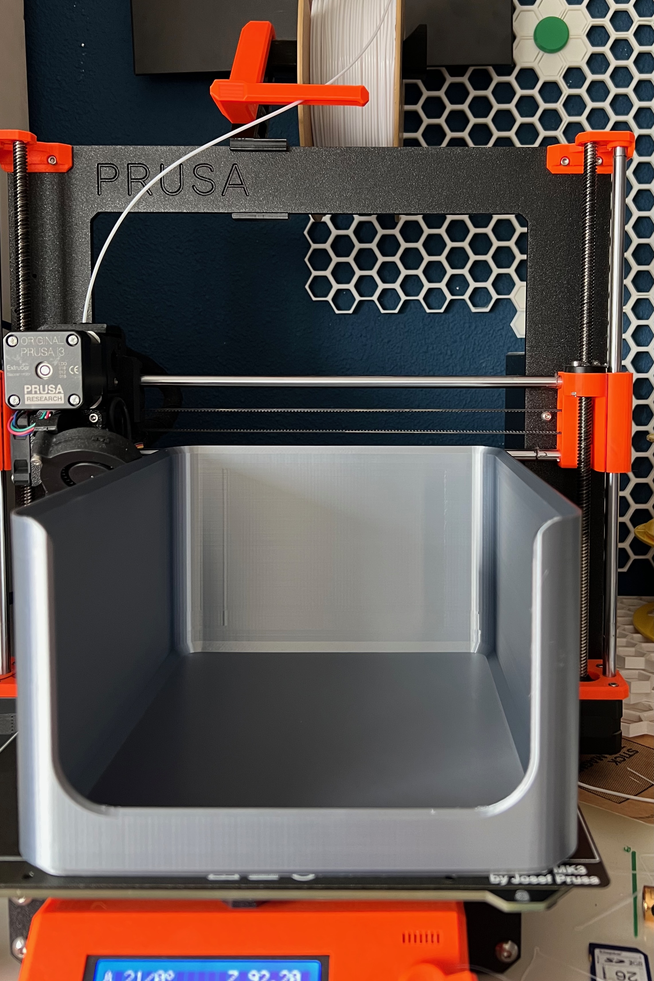 Miniatura 2 do modelo 3D Simple Stackable Storage Box