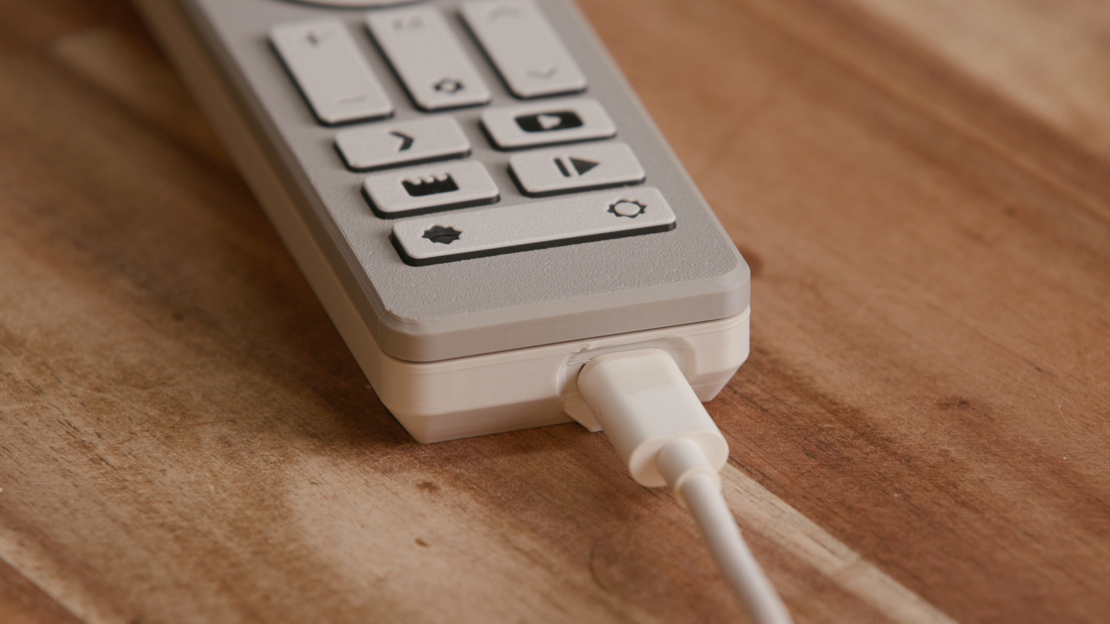 Everything Remote - ESP32 Powered Universal Remote — miniatura 5