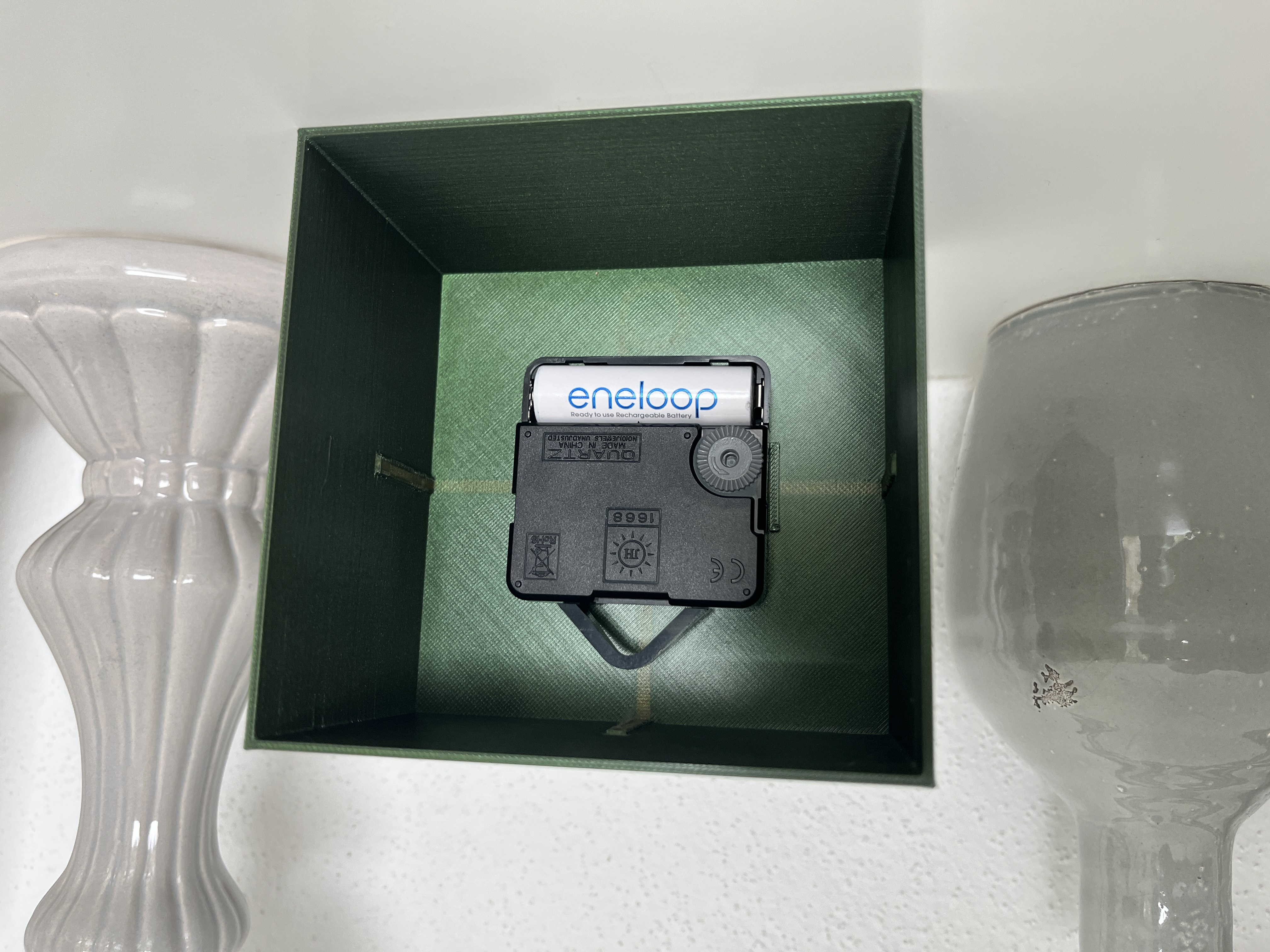 Miniatura 5 do modelo 3D Vintage Cube Clock
