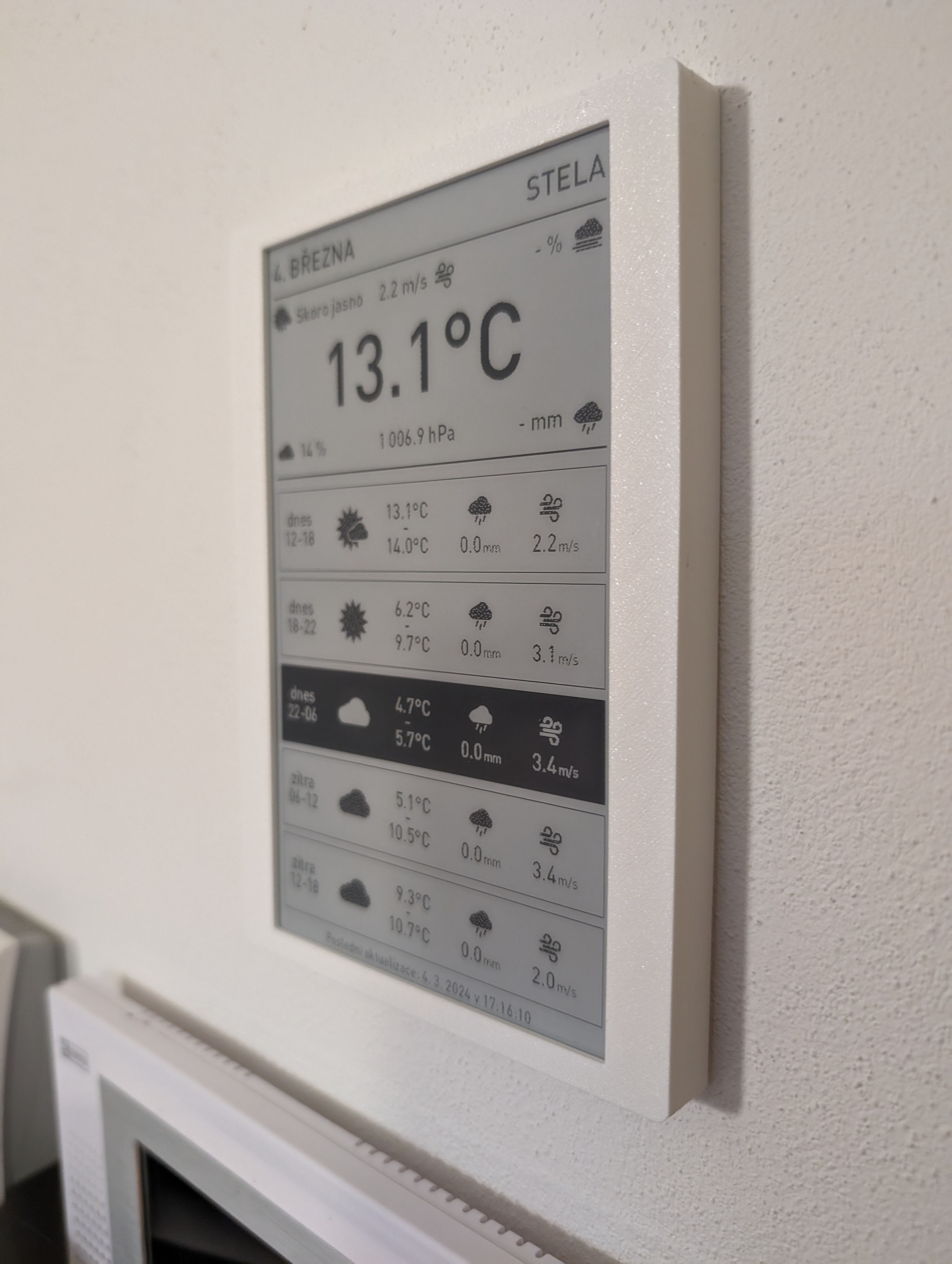Tiny frame for 7.5" E-Paper