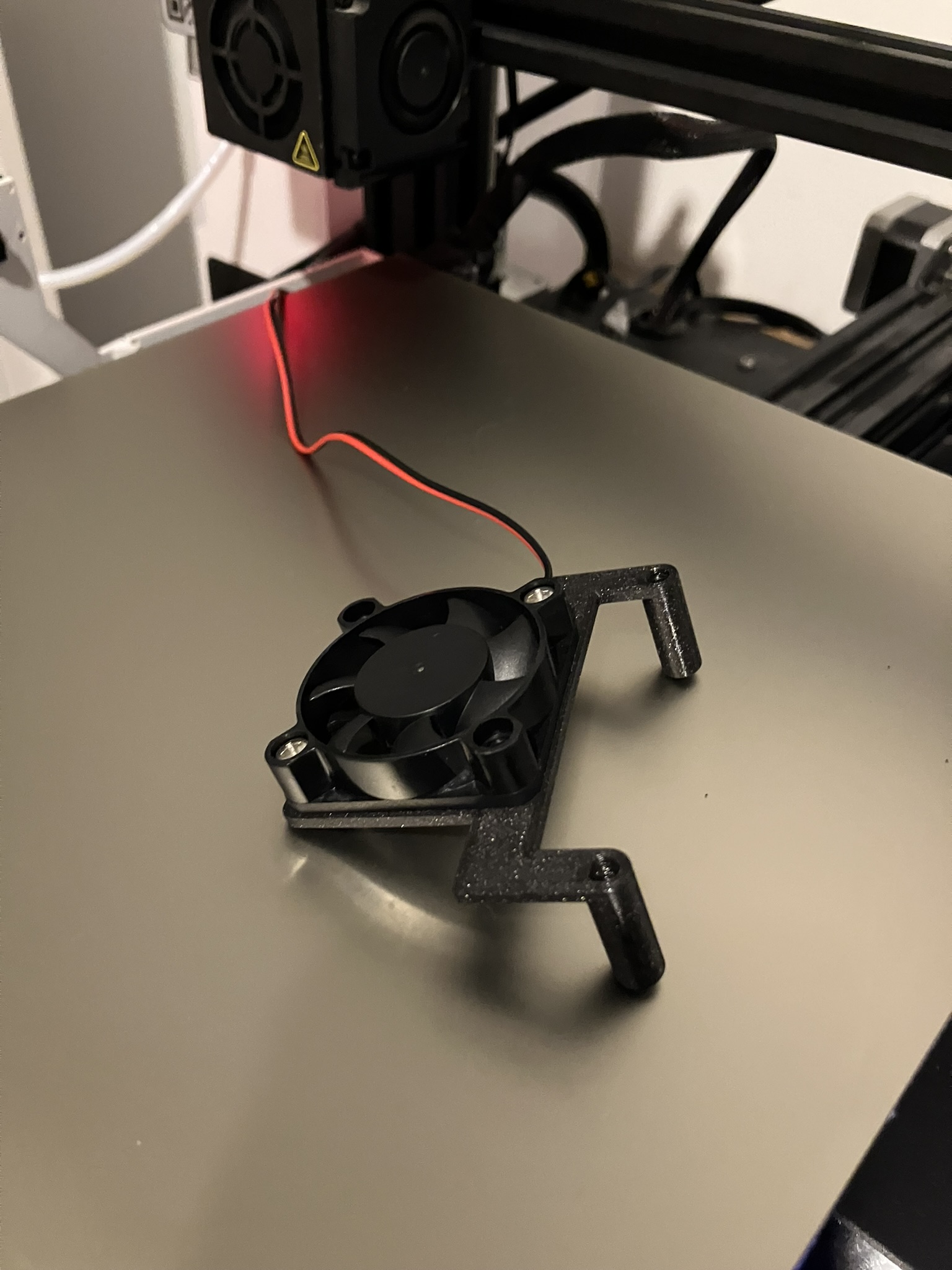 SKR mini E3 V3.0 Fan mount (two bolts) by Grzegorz | Download free STL ...