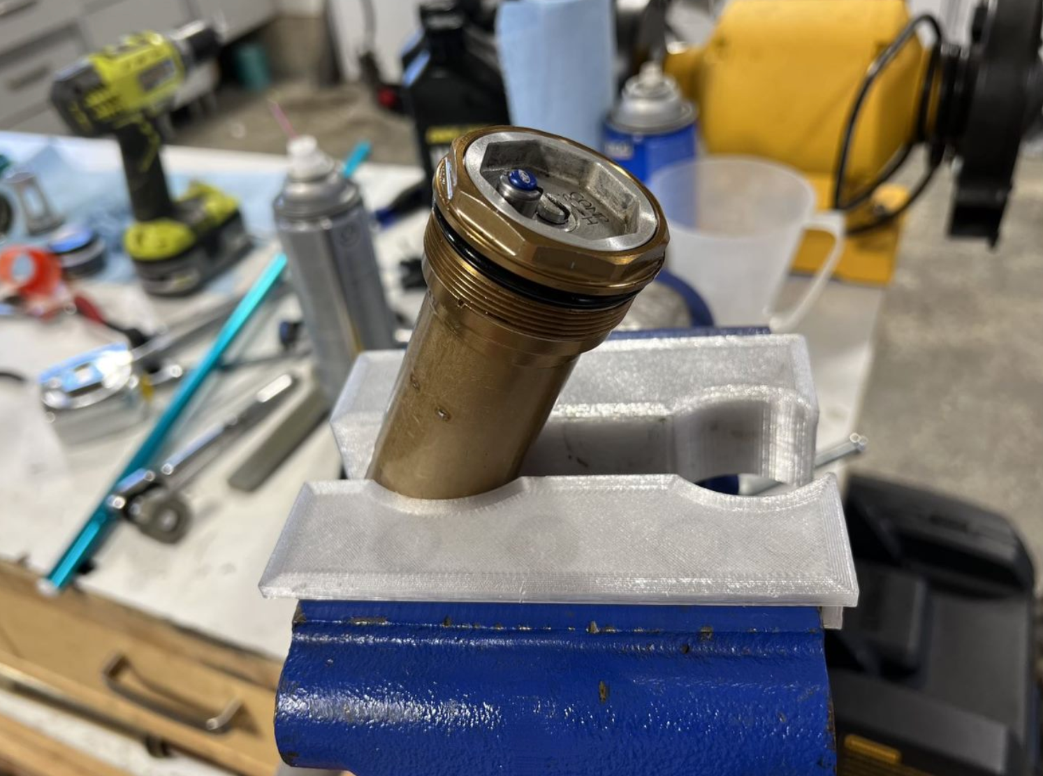 Soft jaws for working on suspension