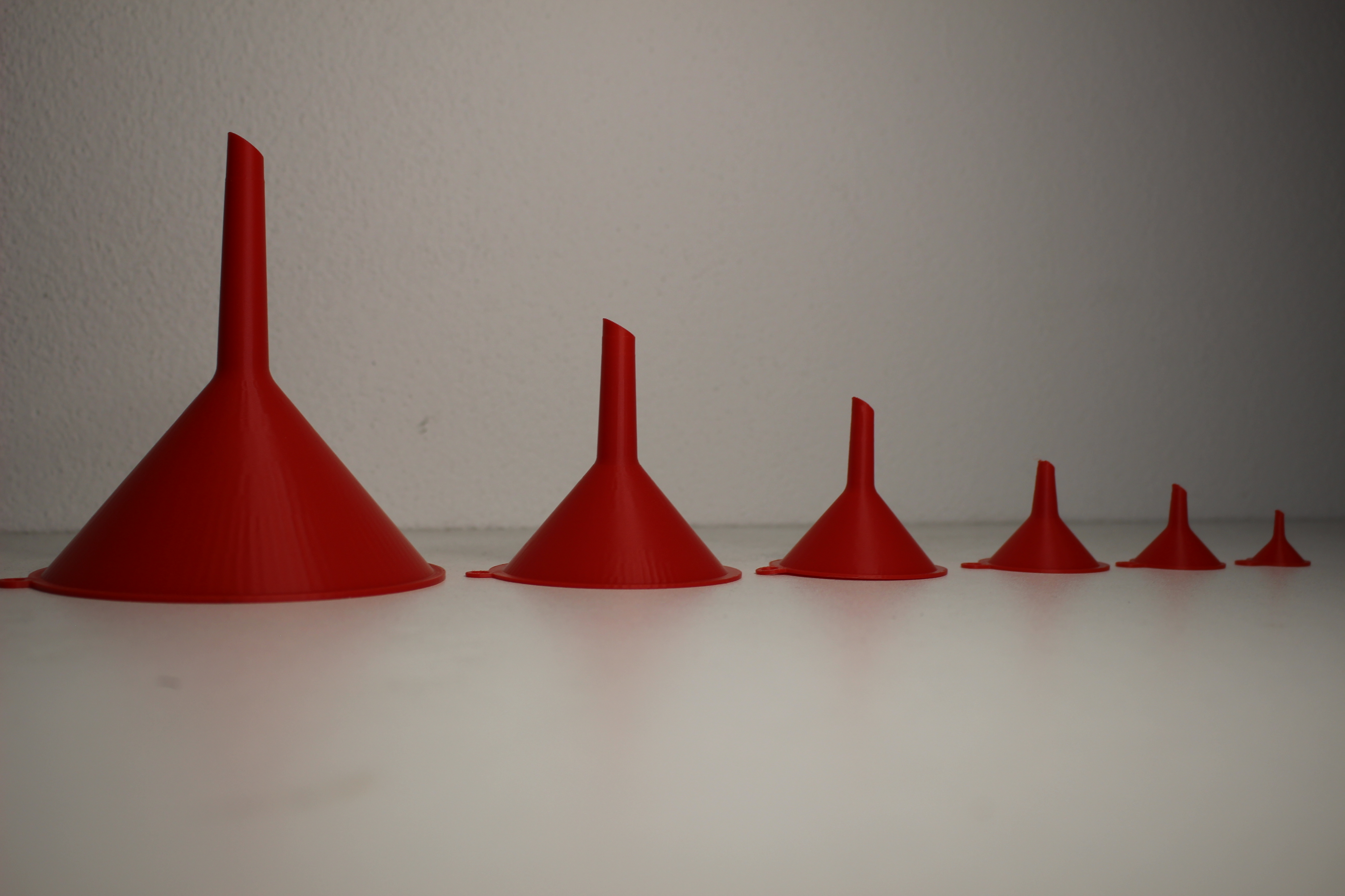 Miniatura 2 do modelo 3D Funnel Set - Multi-Size