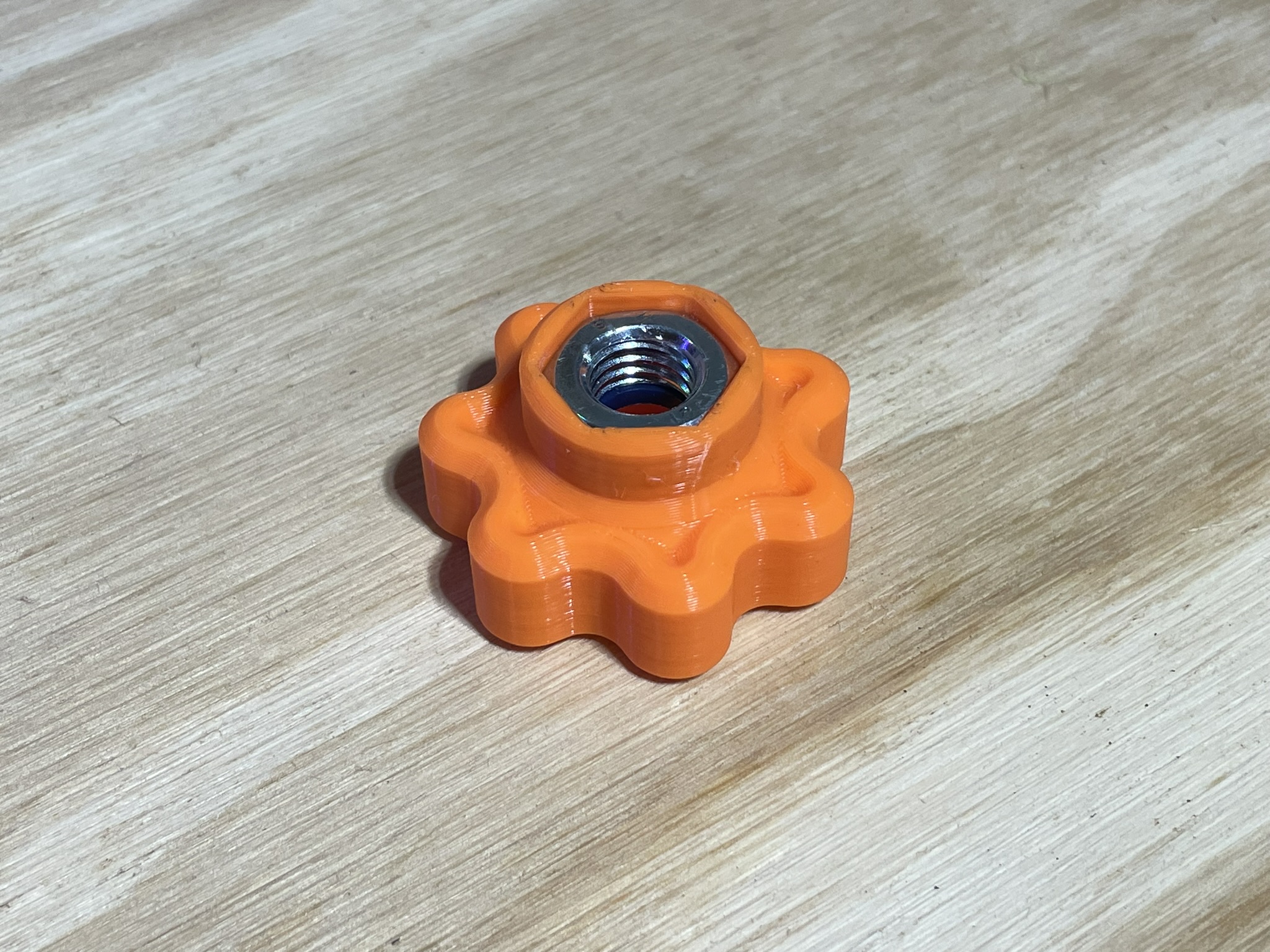 Zuca Cart Wheel Nut / Axle Knob by nixkor Download free STL model