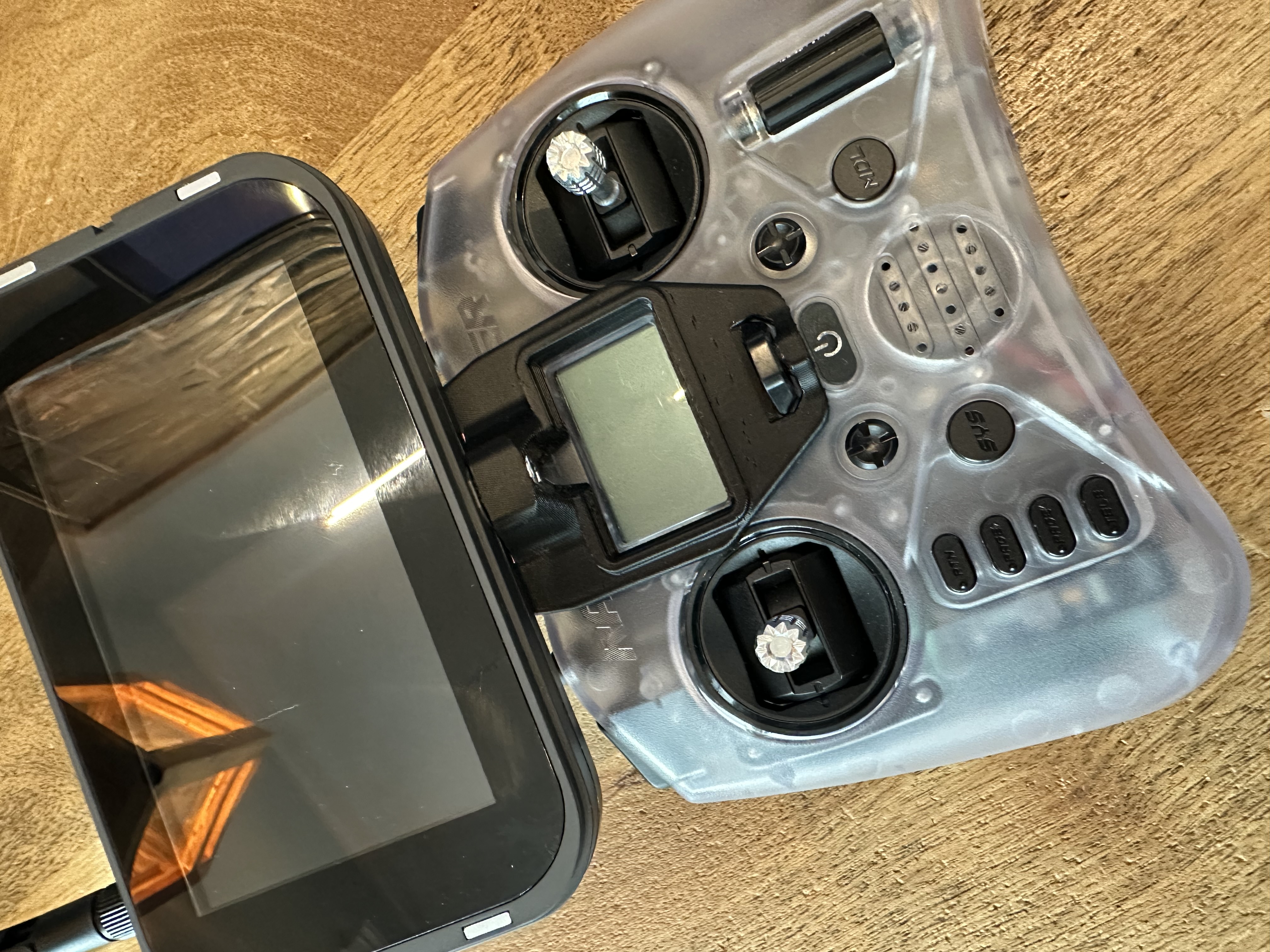 Radiomaster Pocket screen mount for Emax Transporter 2 FPV drone goggle monitor