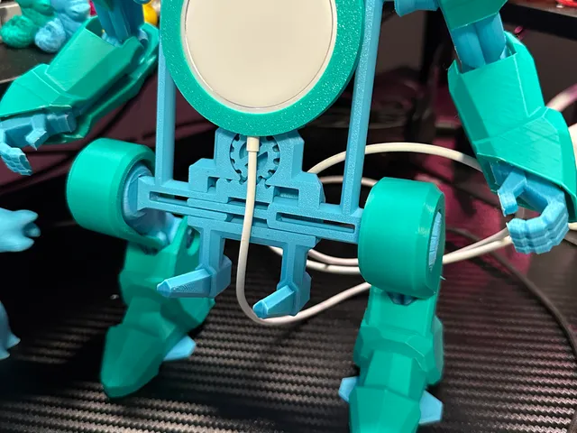 Mobile Exo-Suit Magsafe Clip