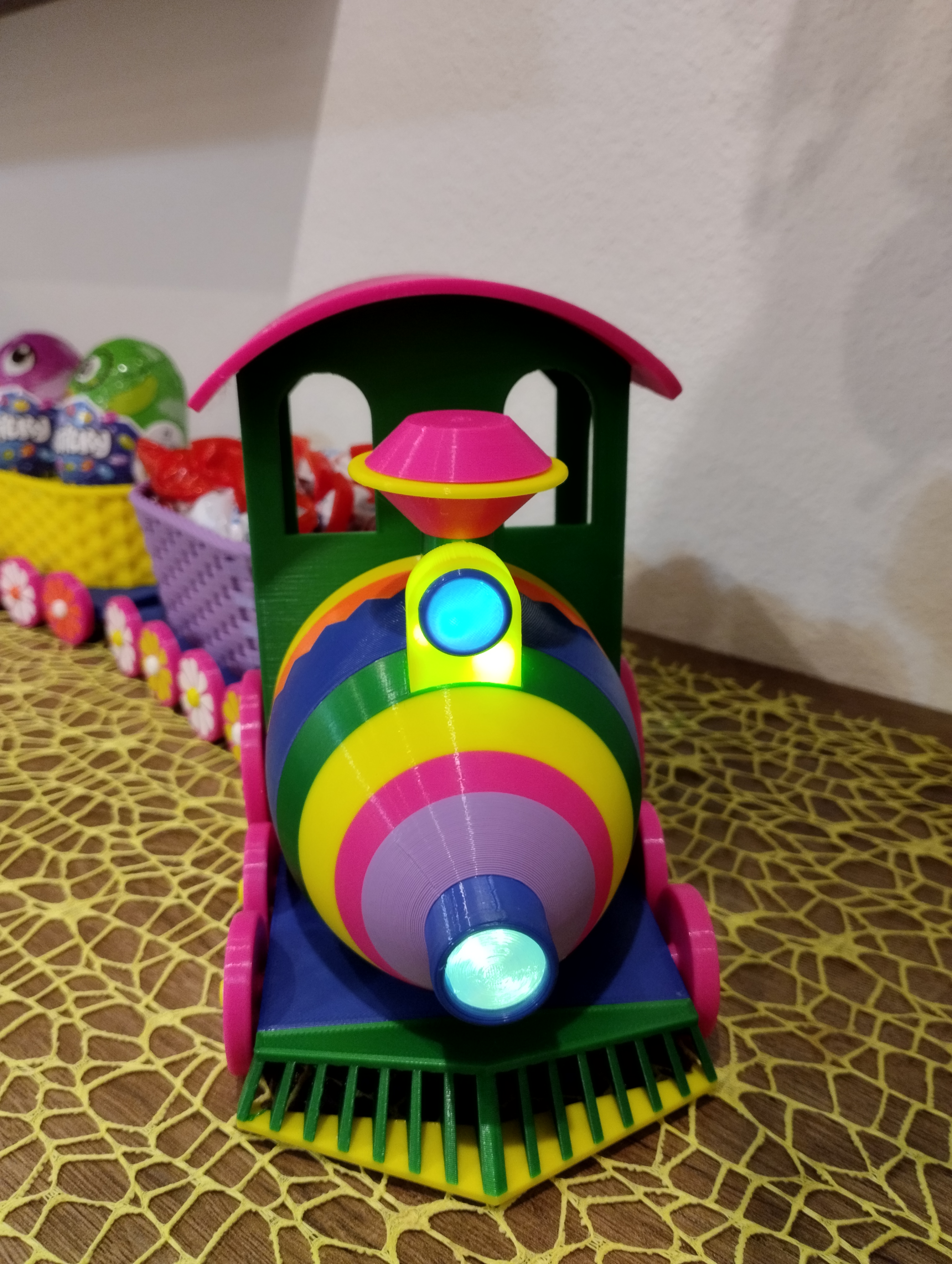Miniatura 2 do modelo 3D Easter train