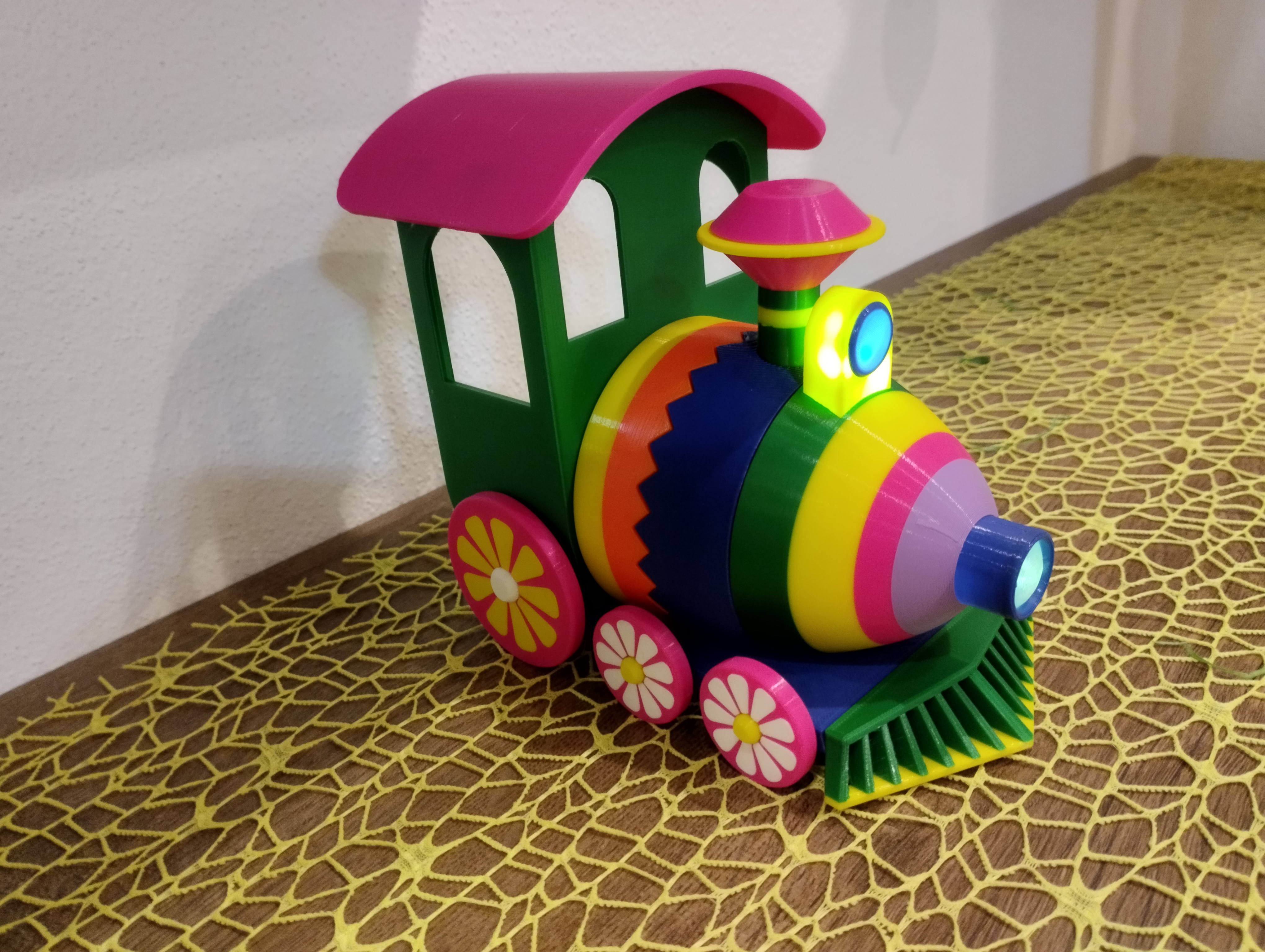 Miniatura 11 do modelo 3D Easter train